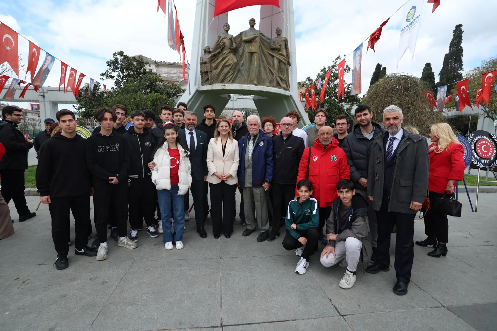 BAKIRKÖY’DE 23 NİSAN COŞKUSU