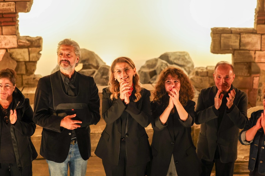 BAKIRKÖY BELEDİYE TİYATROLARI’NDAN YENİ OYUN