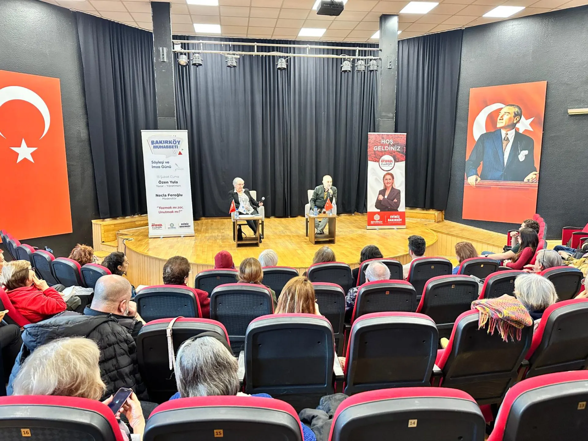 YAZAR VE YÖNETMEN ÖZEN YULA BAKIRKÖYLÜLERLE BULUŞTU