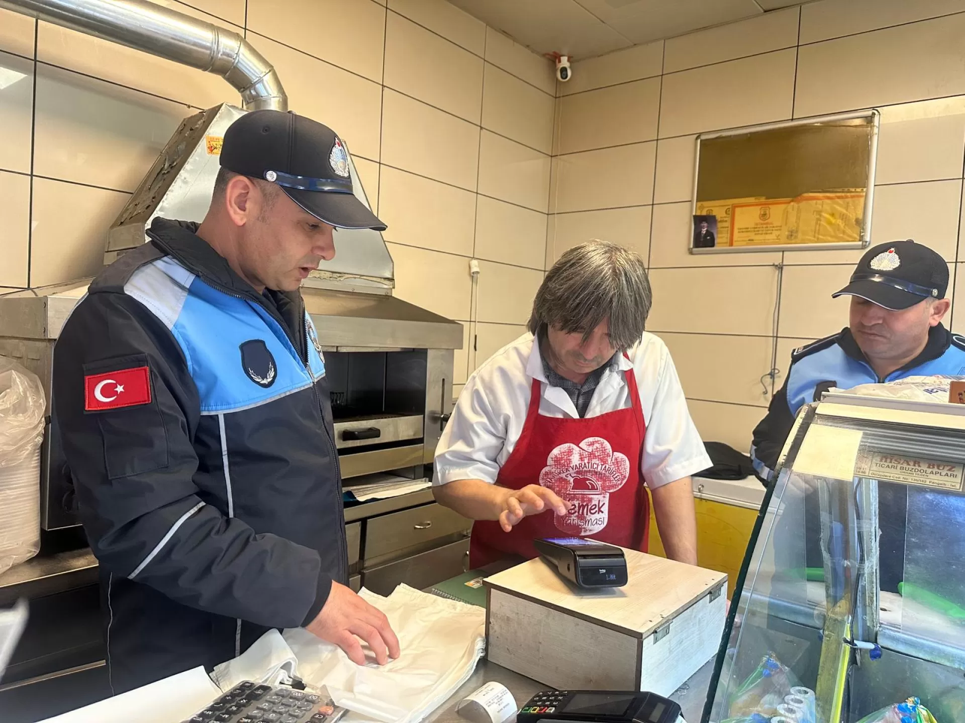 BAKIRKÖY ZABITASINDAN YİYECEK İÇECEK İŞLETMELERİNE SIKI DENETİM