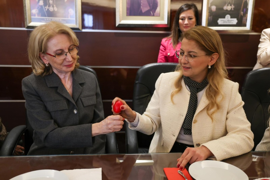 BAŞKAN OVALIOĞLU VATANDAŞLARIN PASKALYASINI KUTLADI