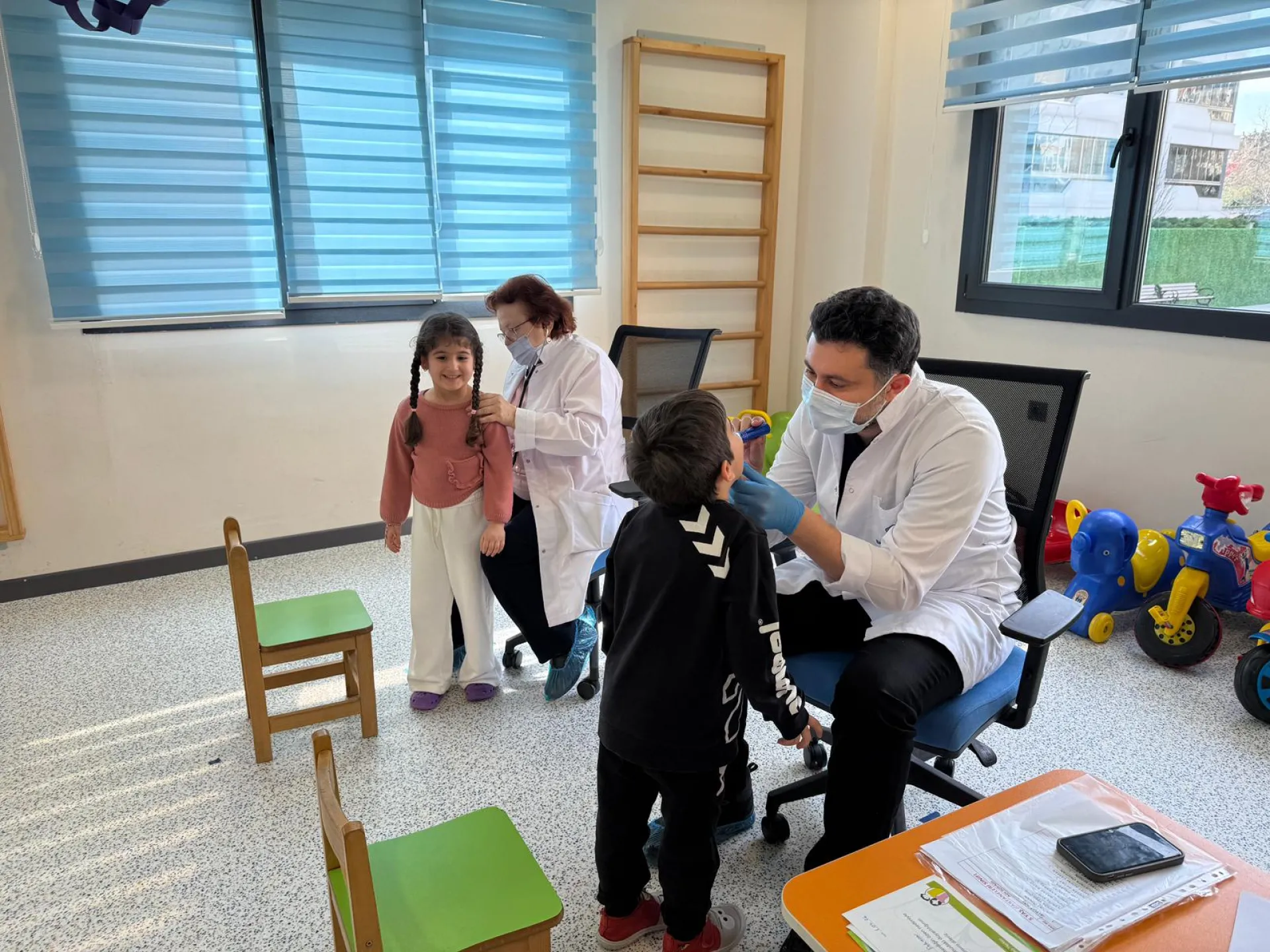 YUVAMIZ BAKIRKÖY’DE MİNİKLERE SAĞLIK TARAMASI