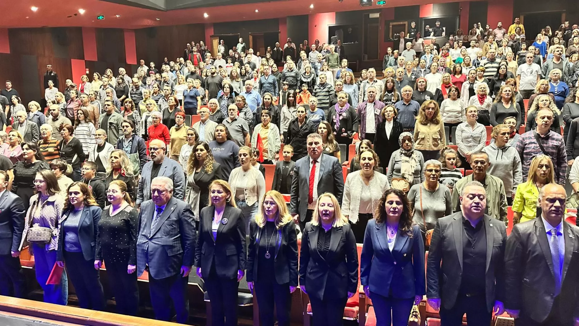 BAKIRKÖYLÜLER ATANIN HUZURUNDA