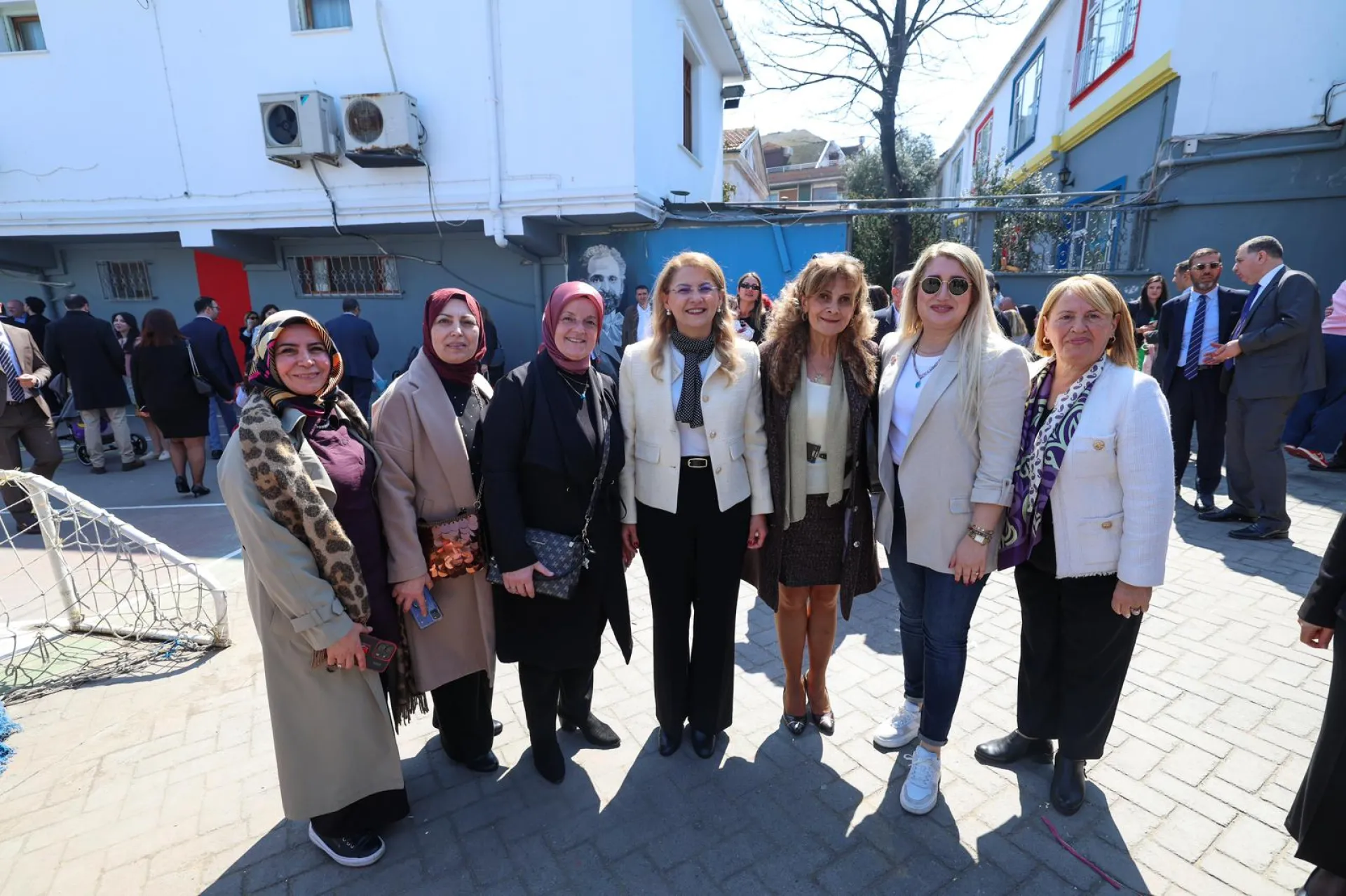 BAŞKAN OVALIOĞLU VATANDAŞLARIN PASKALYASINI KUTLADI