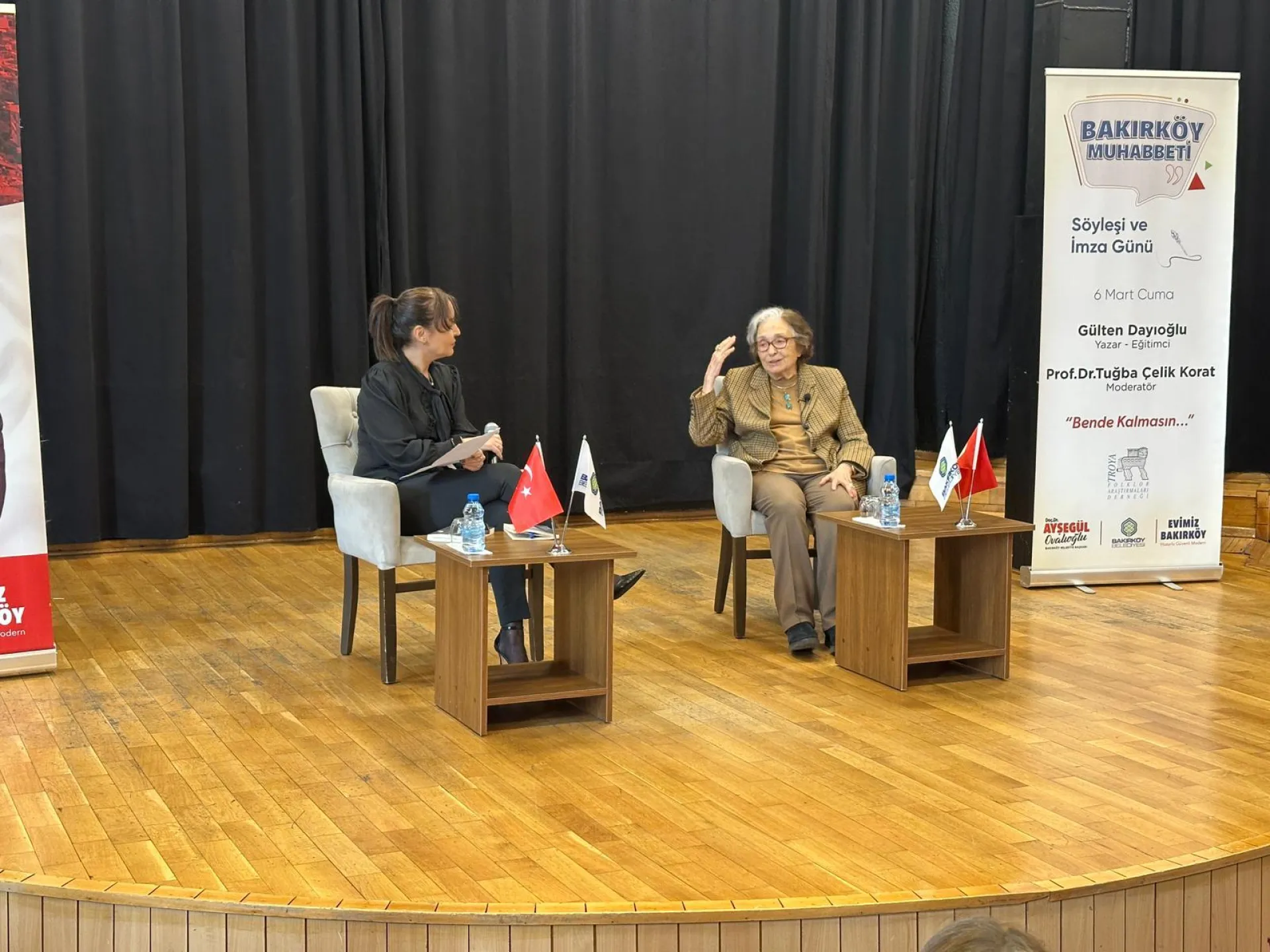 GÜLTEN DAYIOĞLU BAKIRKÖYLÜLERLE BULUŞTU