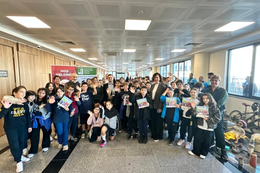 BAKIRKÖYLÜ ÇOCUKLAR ELEKTRONİK ATIKLAR KONUSUNDA BİLİNÇLENDİRİLDİ