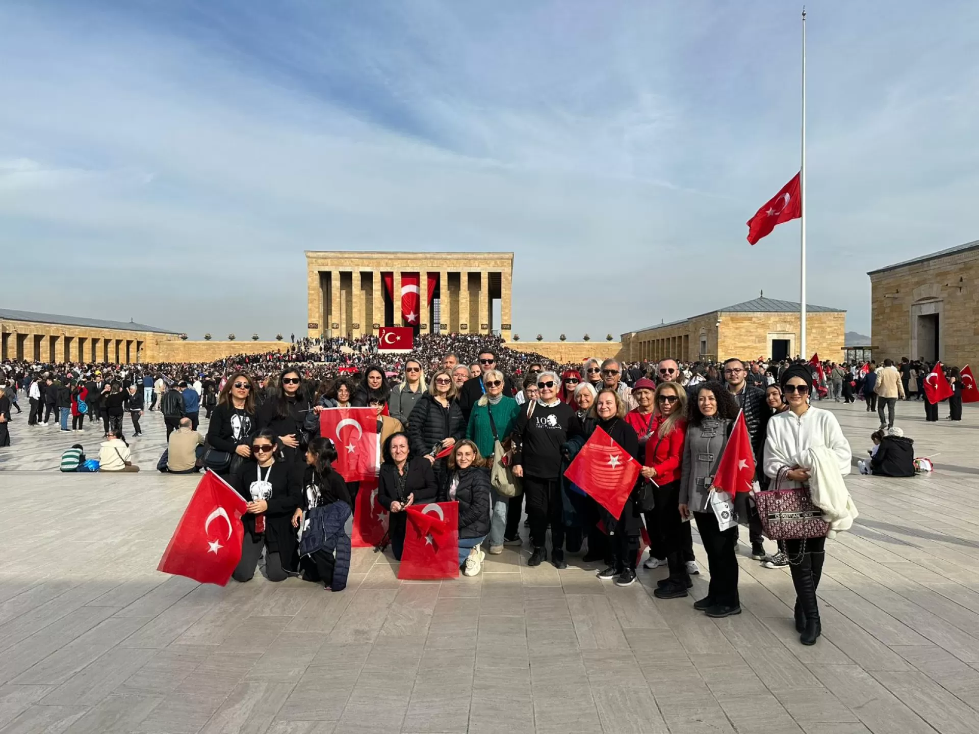 BAKIRKÖYLÜLER ATANIN HUZURUNDA