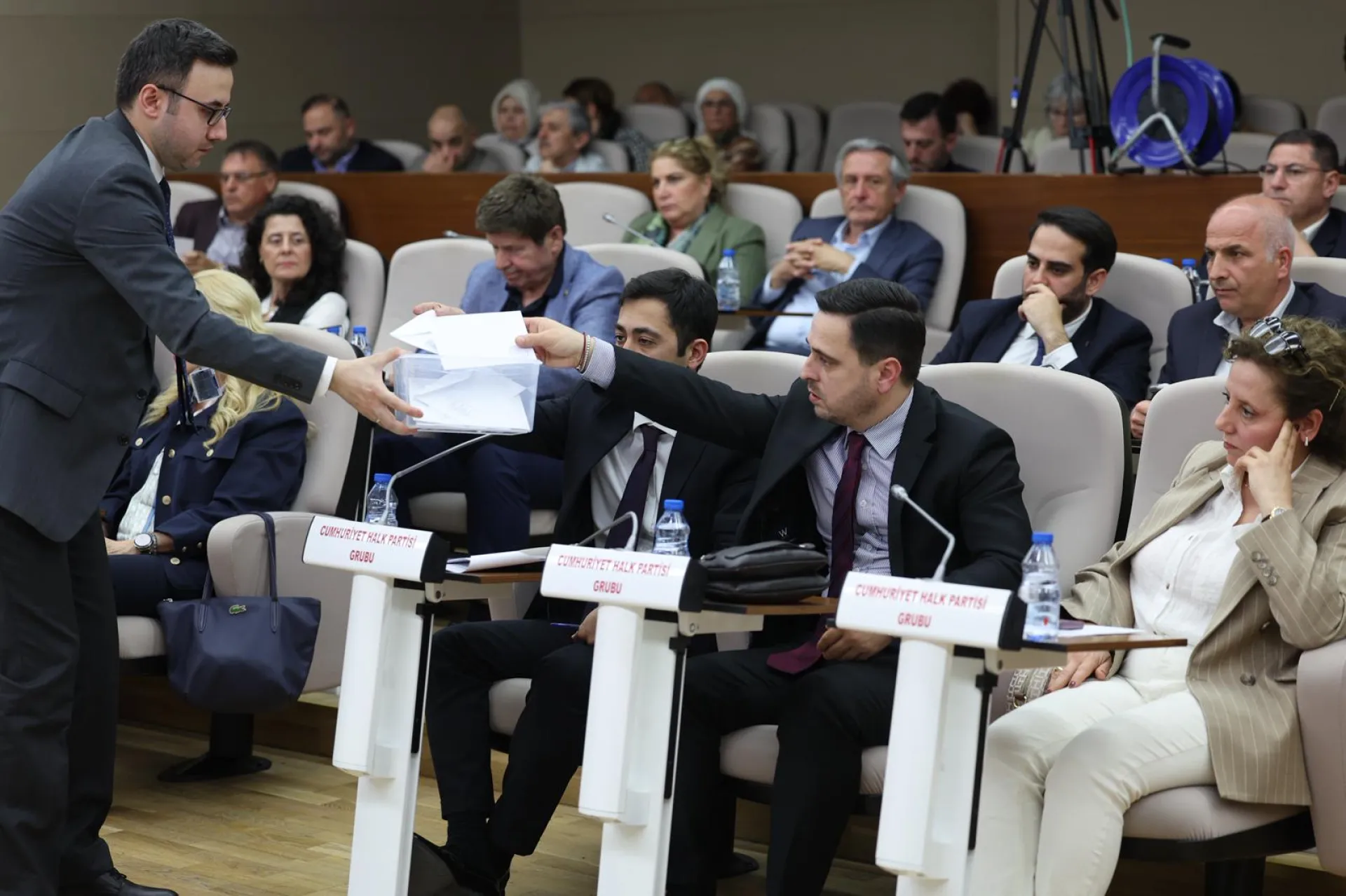 BAKIRKÖY BELEDİYE MECLİSİ’NDE SEÇİM HEYECANI