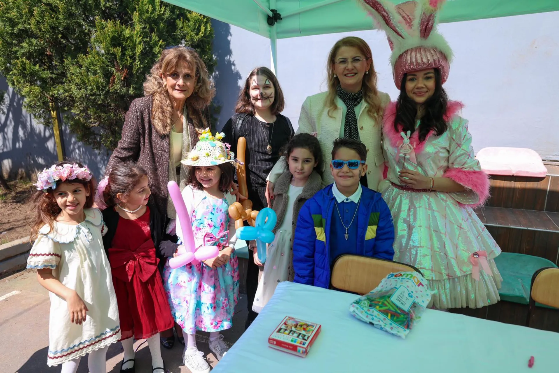 BAŞKAN OVALIOĞLU VATANDAŞLARIN PASKALYASINI KUTLADI