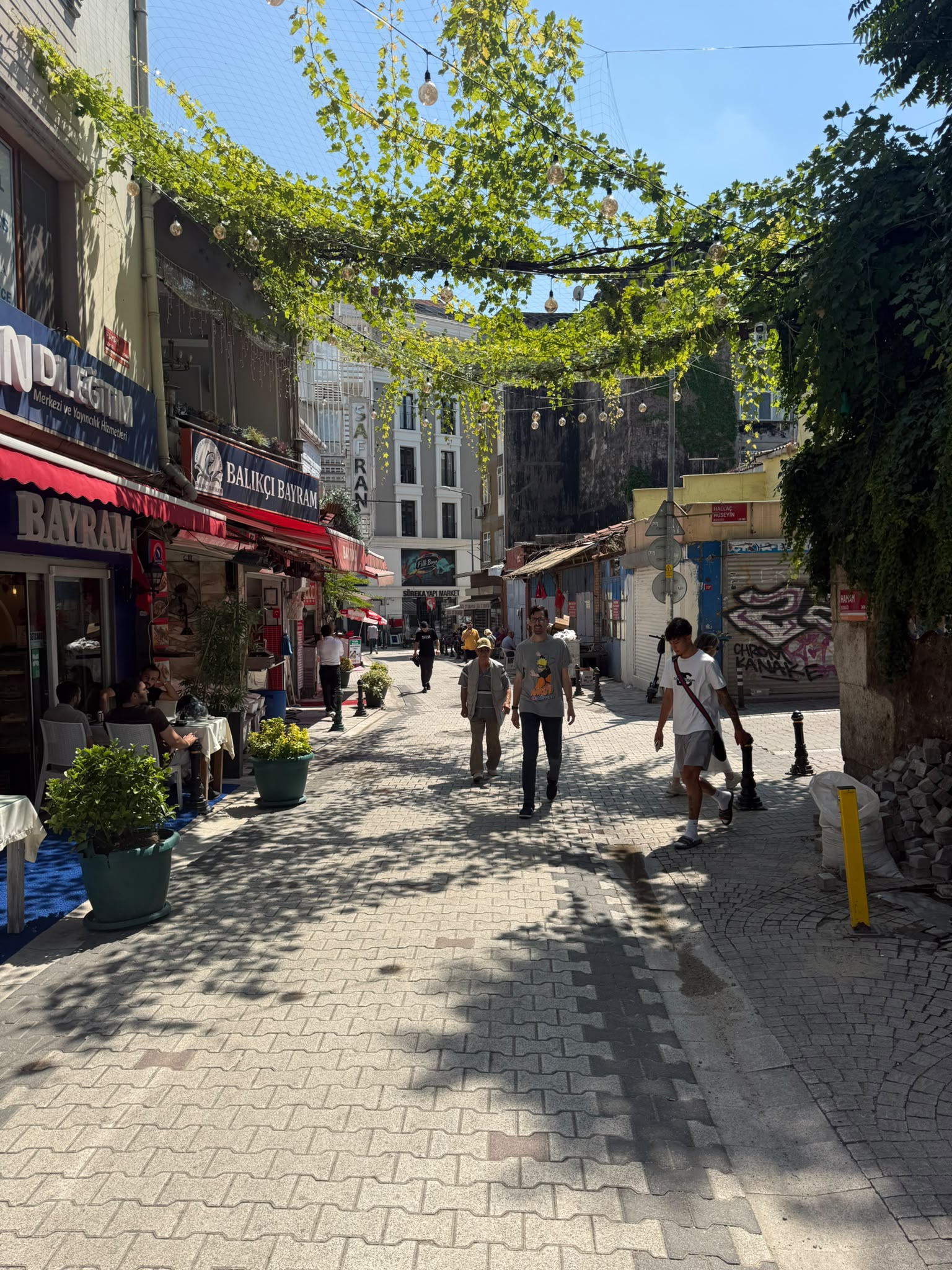 Cevizlik Mahallesi Hamam Sokak Yenilendi.