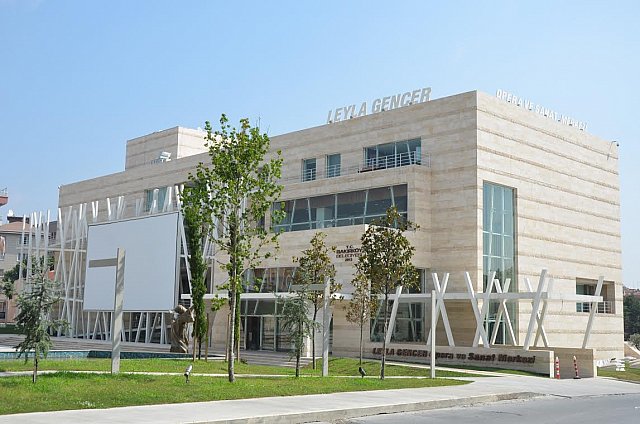 Leyla Gencer Opera ve Sanat Merkezi’mizi Yenilendi.
