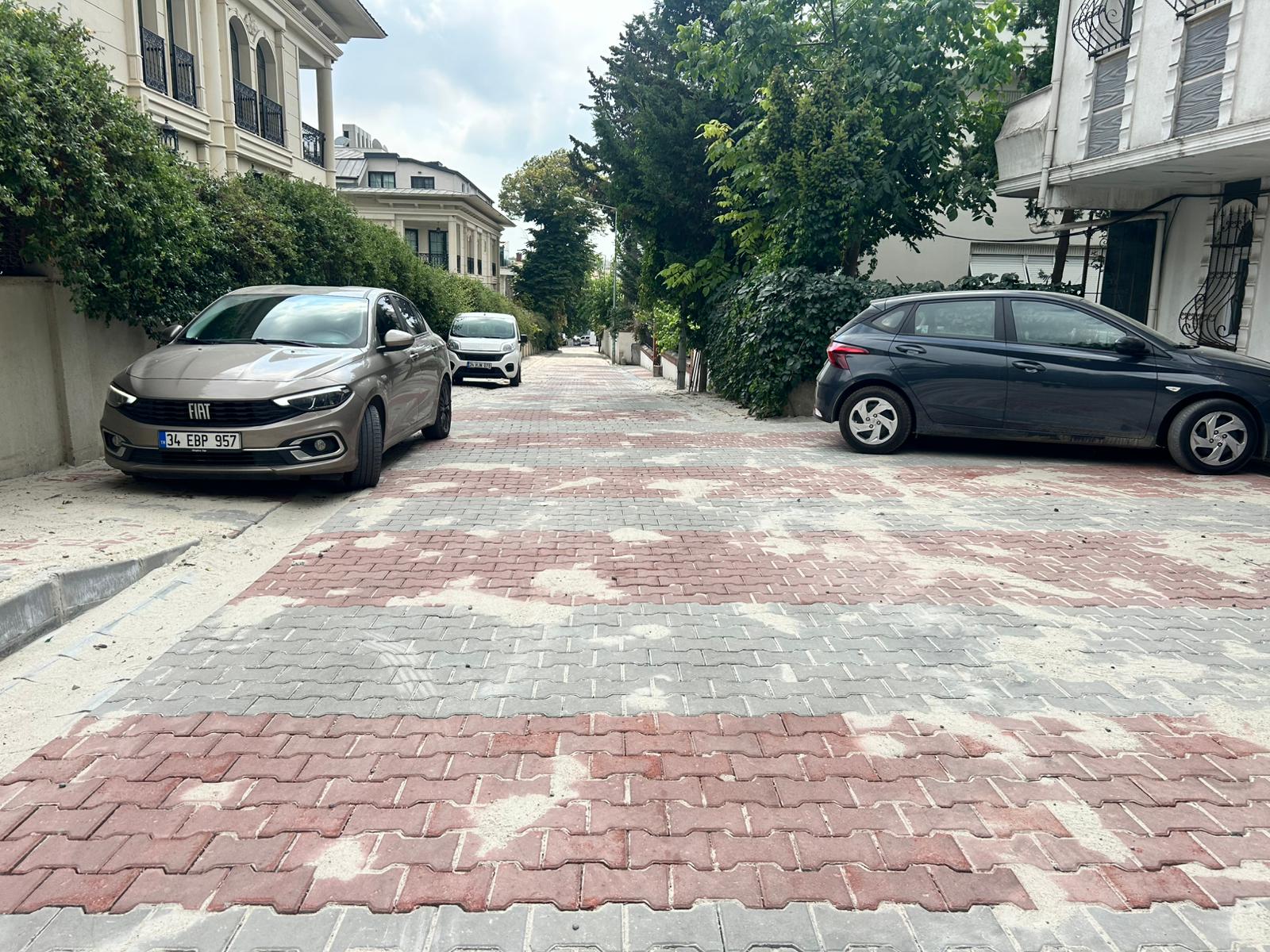 Düzgün Sokak Yol Ve Tretuvar Yenilendi