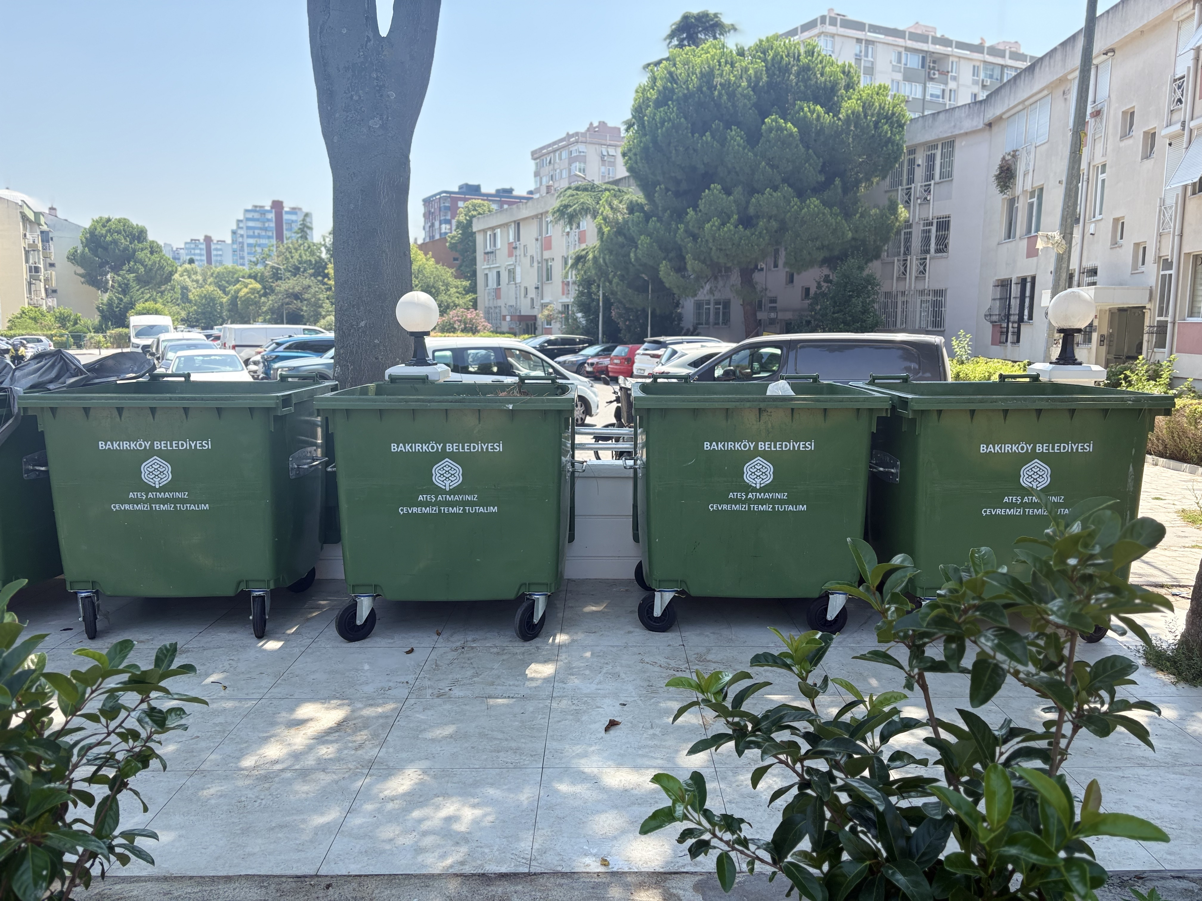 Cadde ve Sokaklara Yerleştirilen Evsel Atık Konteyner Sayısının Arttırılması