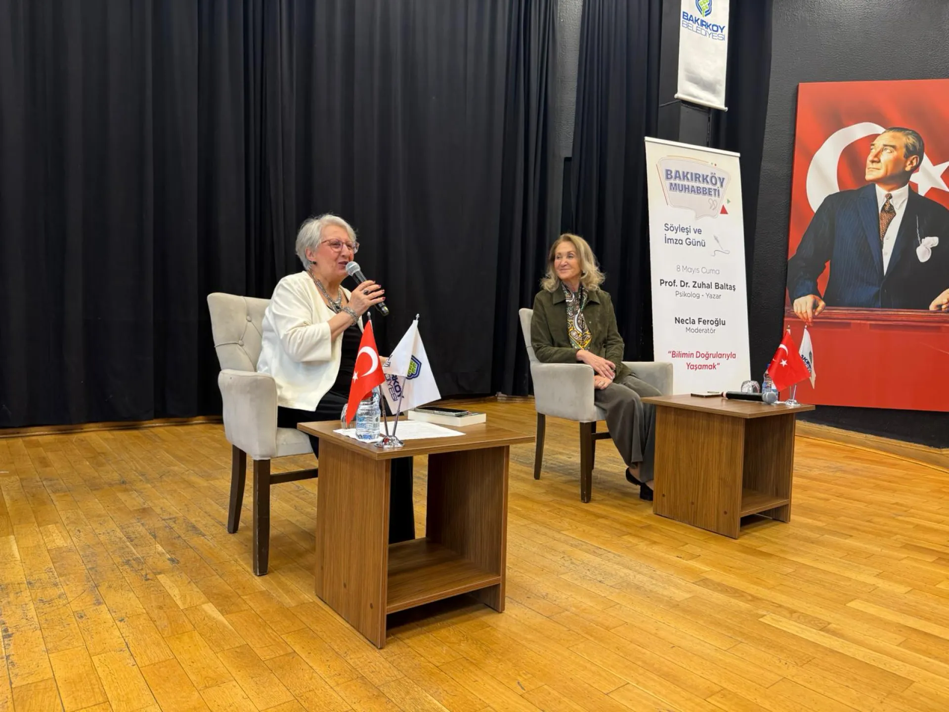 BAKIRKÖY’DE “BİLİMİN DOĞRULARIYLA YAŞAMAK” KONUŞULDU