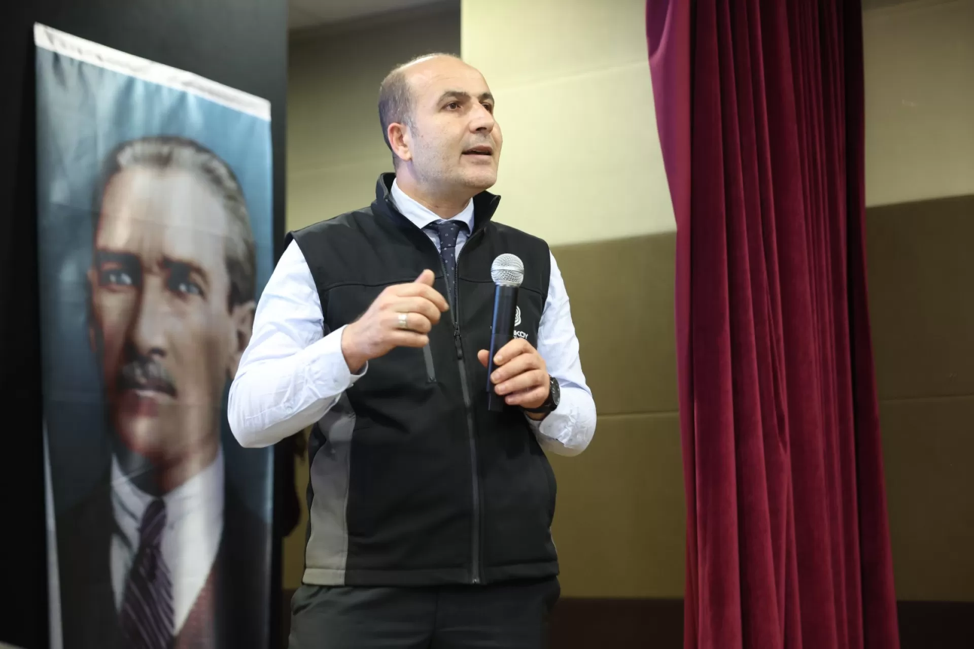 BAKIRKÖY BELEDİYESİ AFET GÖNÜLLÜLERİ ARIYOR