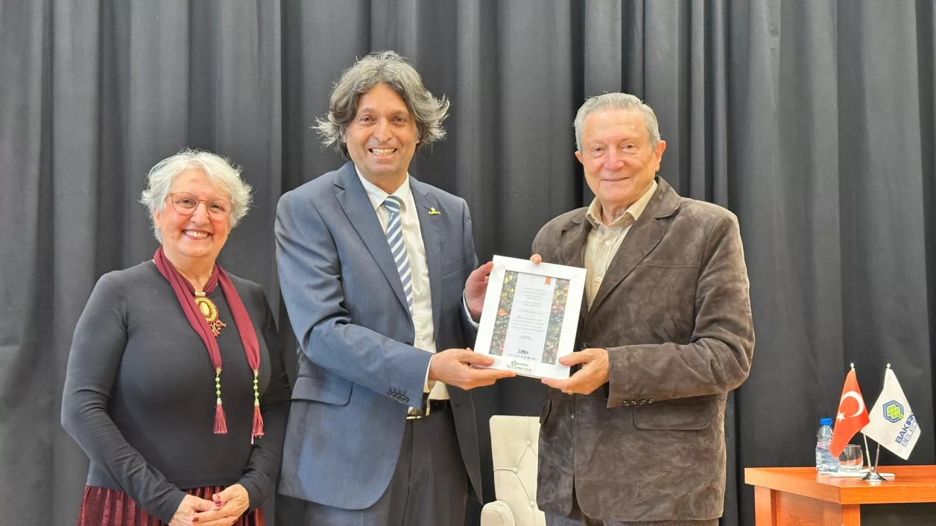 PROF. DR. ACAR BALTAŞ BAKIRKÖYLÜLERLE BULUŞTU