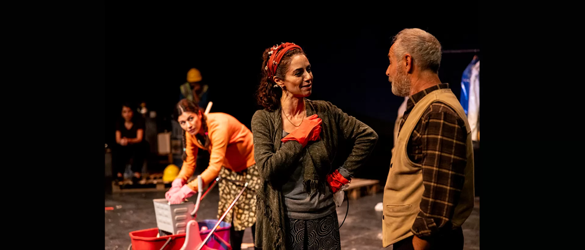 ''Babil Kuleleri' Oyunu Bakırköy Belediye Tiyatroları Yeni Sezonda Gösterime Başladı