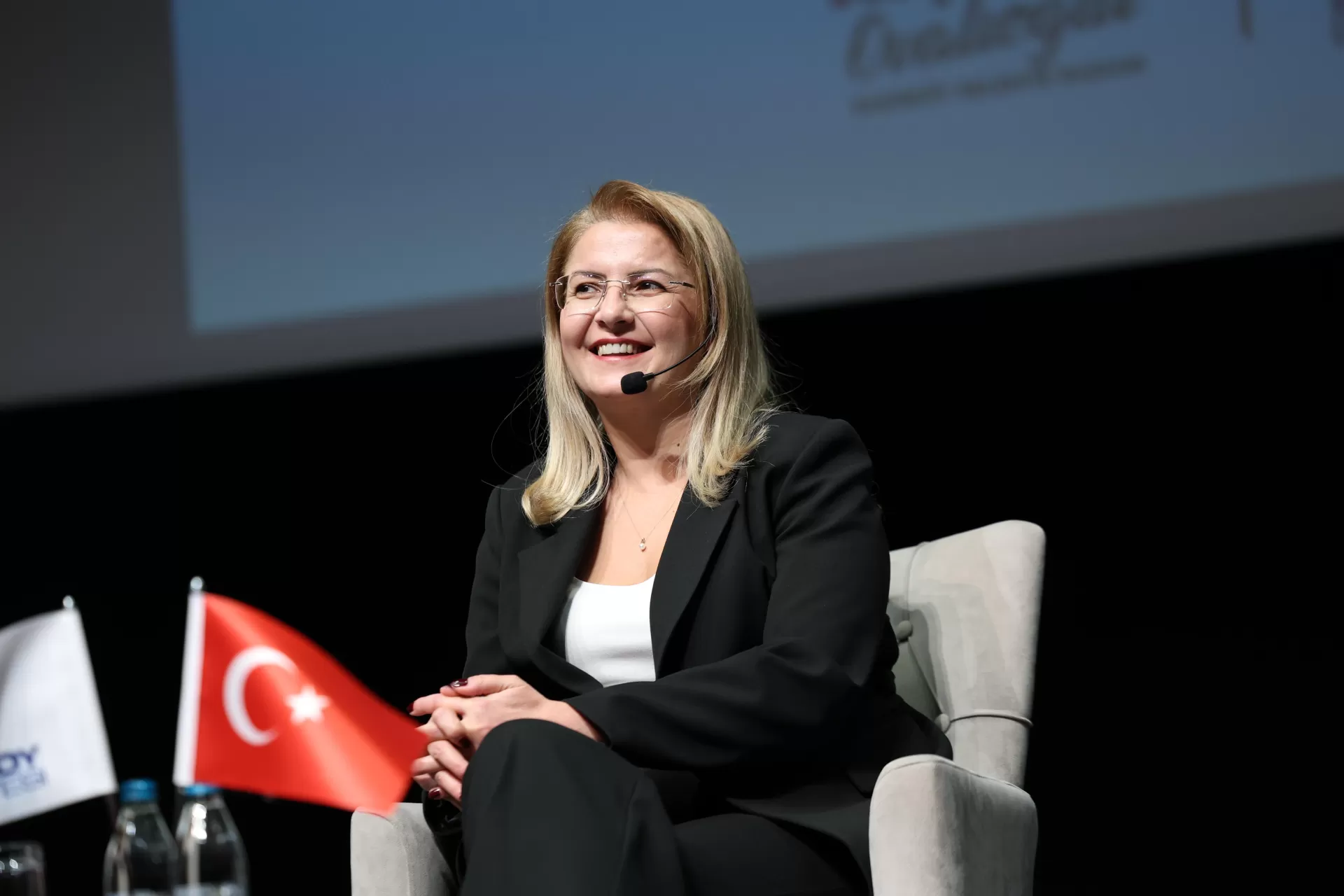 BAKIRKÖY’DE “EŞİTLİK YOLUNDA 90 YIL” SÖYLEŞİSİ
