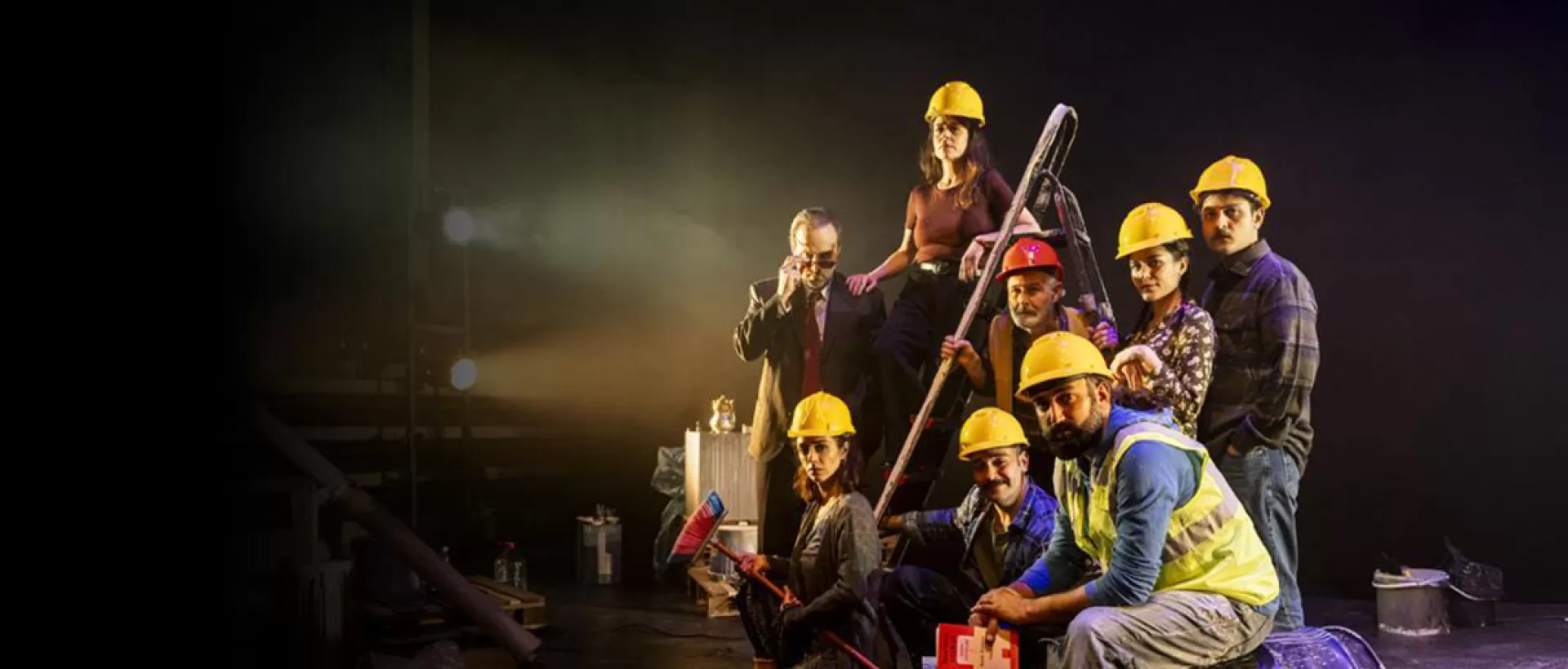 ''Babil Kuleleri' Oyunu Bakırköy Belediye Tiyatroları Yeni Sezonda Gösterime Başladı