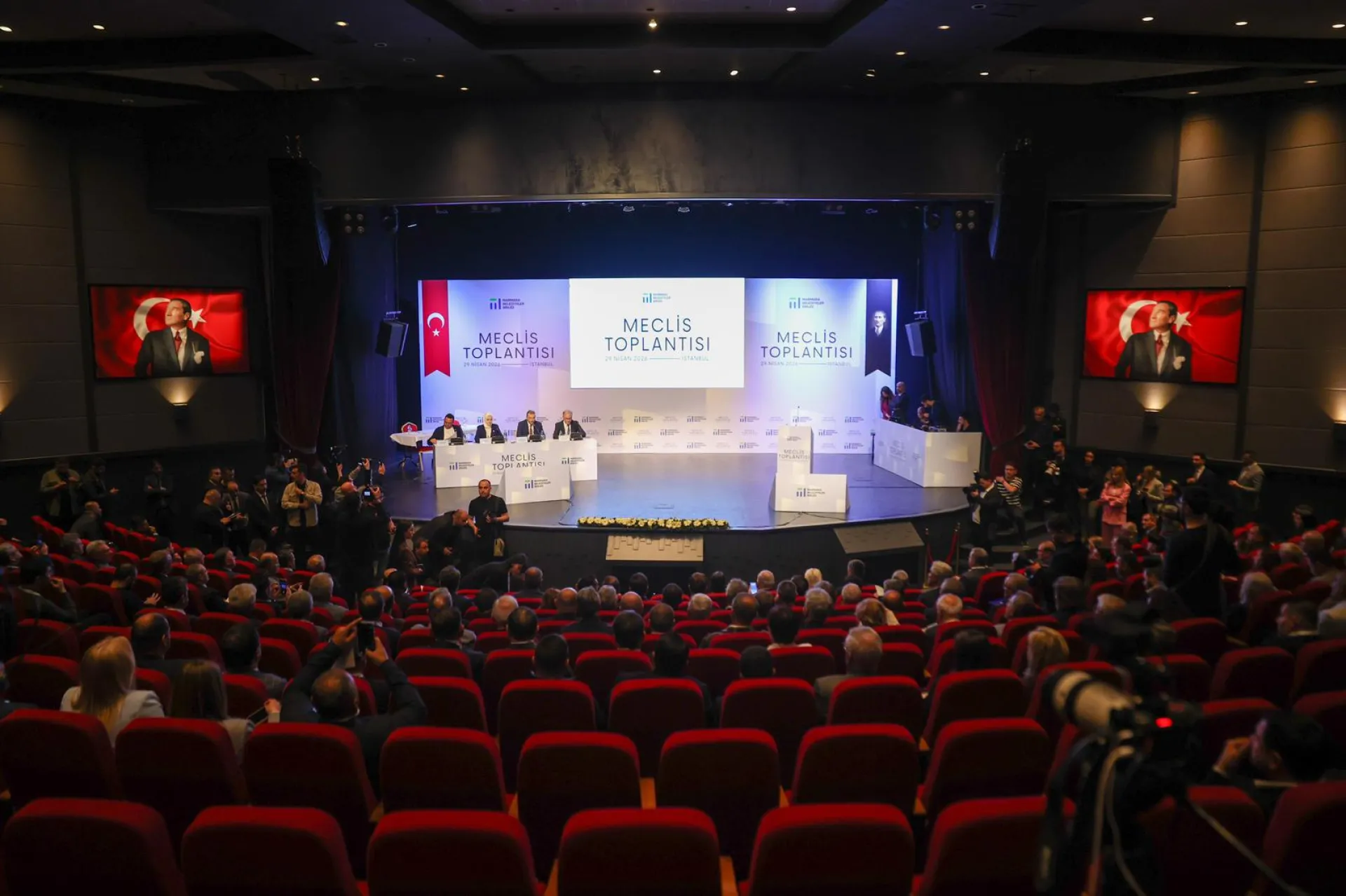 Marmara Belediyeler Birliği yeni yönetimini seçti