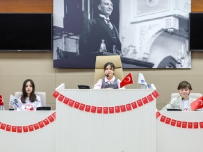 BAKIRKÖY BELEDİYESİ ÇOCUK MECLİSİ’NDEN 23 NİSAN ÖZEL OTURUMU