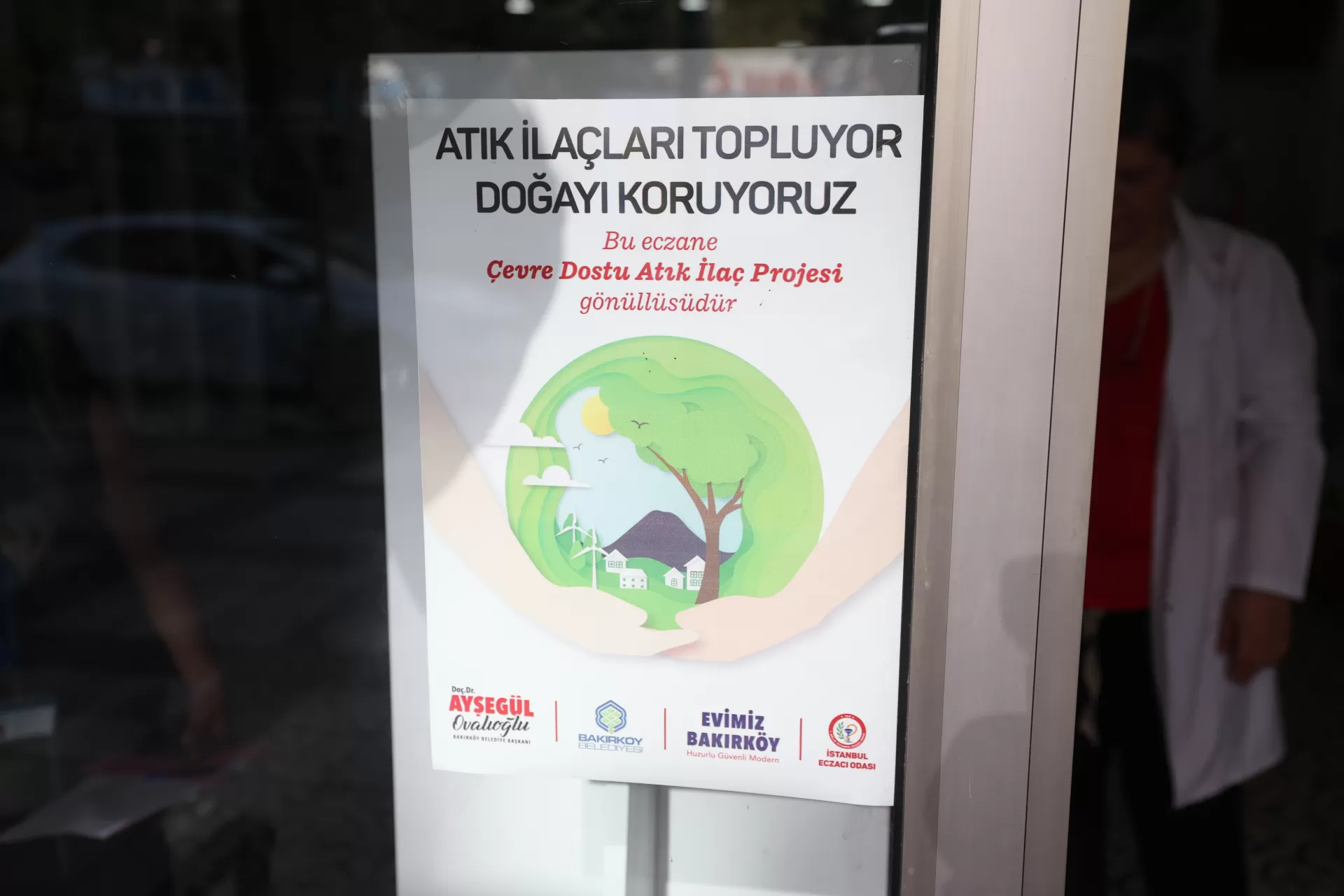 BAKIRKÖY’DE ATIK İLAÇLAR ECZANELERDE TOPLANIYOR
