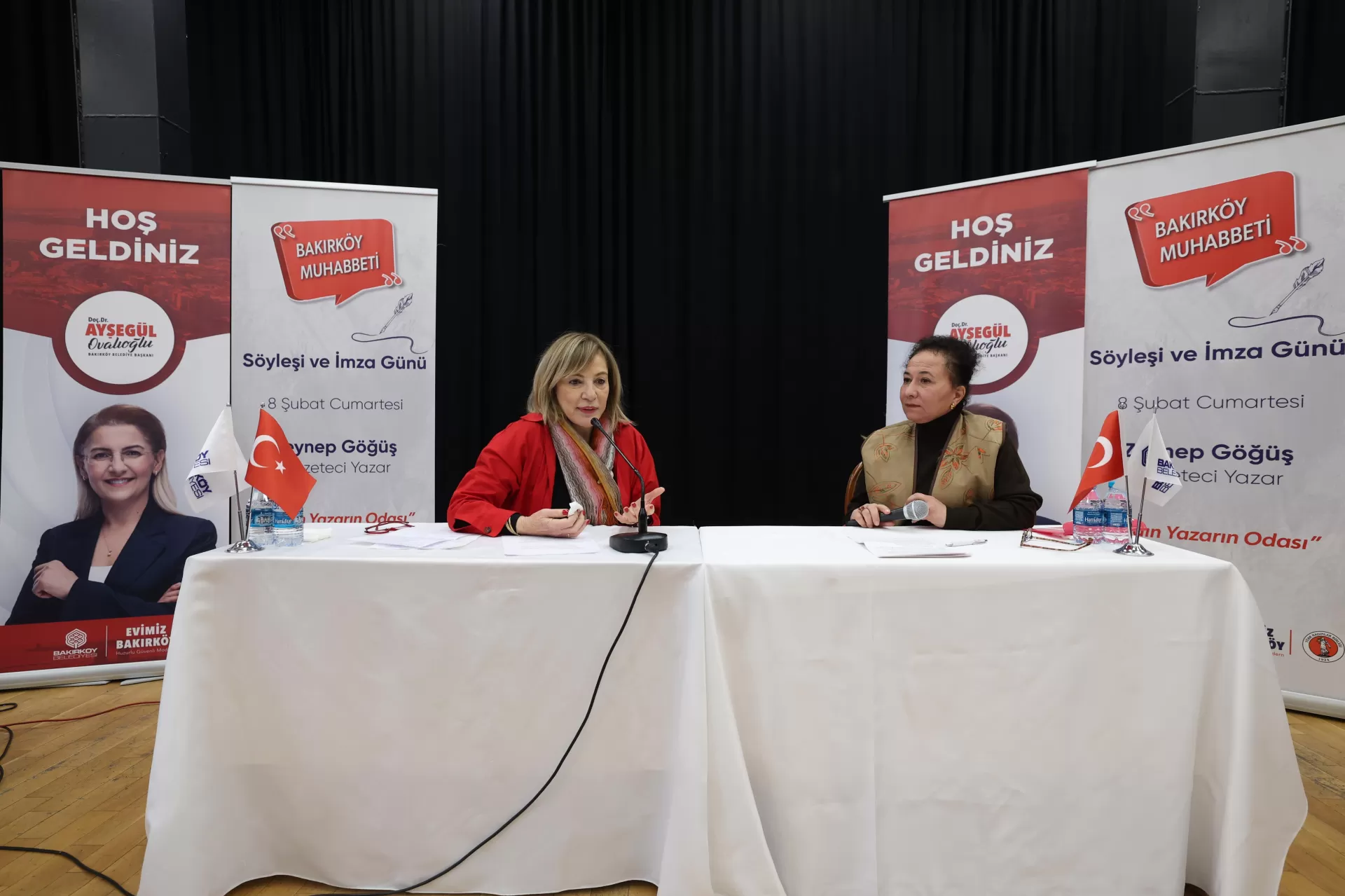 GAZETECİ VE YAZAR ZEYNEP GÖĞÜŞ BAKIRKÖY’DE OKURLARIYLA BULUŞTU