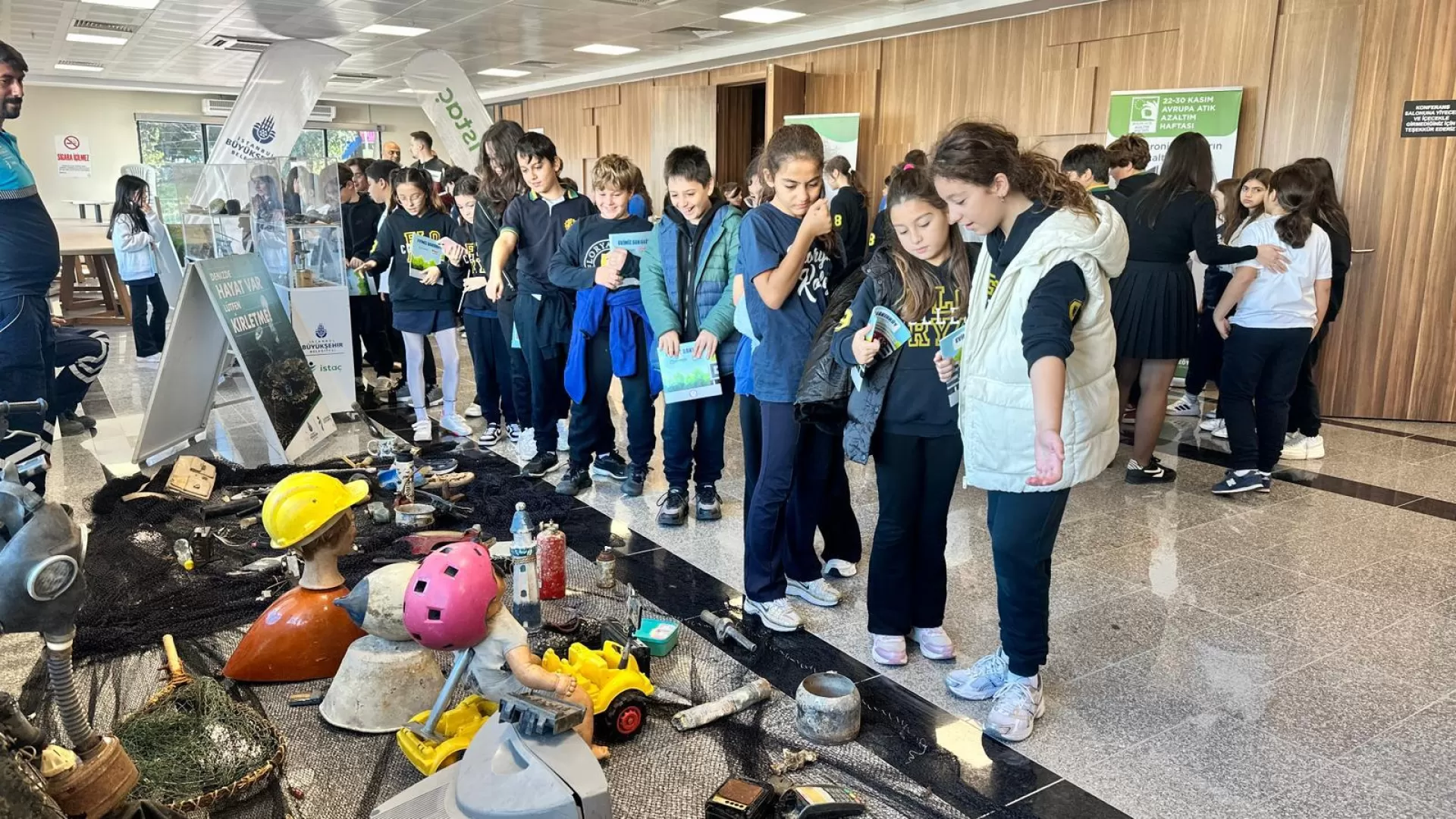 BAKIRKÖYLÜ ÇOCUKLAR ELEKTRONİK ATIKLAR KONUSUNDA BİLİNÇLENDİRİLDİ