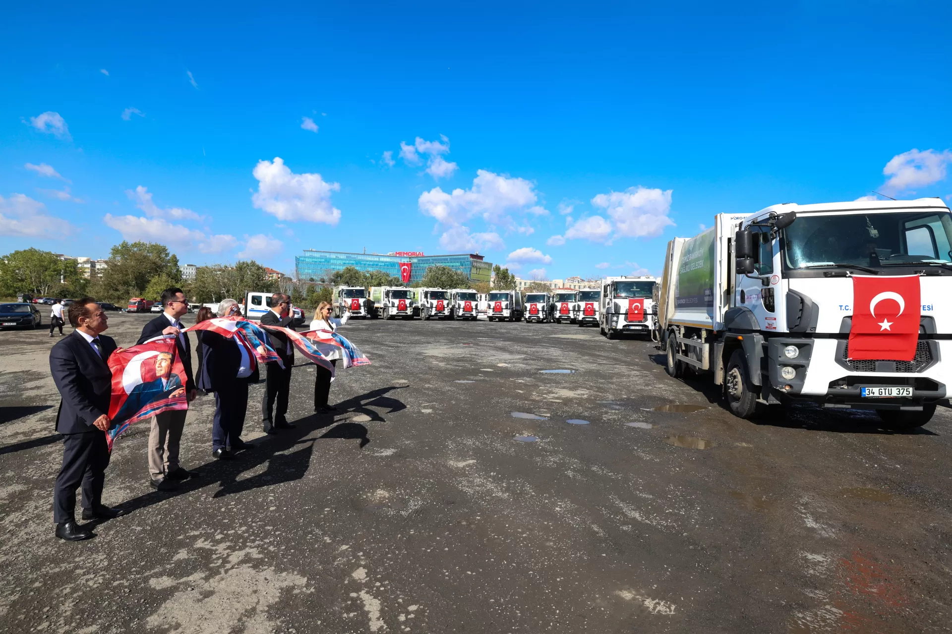 BAKIRKÖY’DE VOSVOSLARLA CUMHURİYET KONVOYU