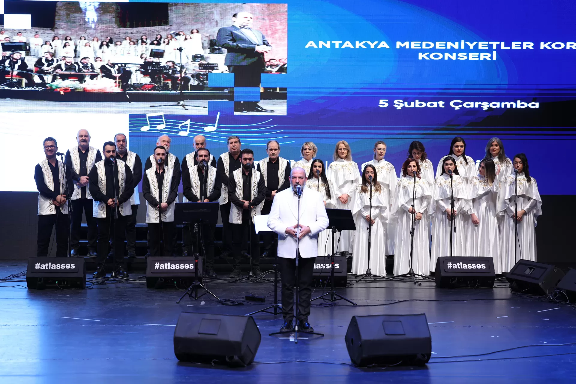 ANTAKYA MEDENİYETLER KOROSU DEPREMİN ACISINI BAKIRKÖY’DE PAYLAŞTI