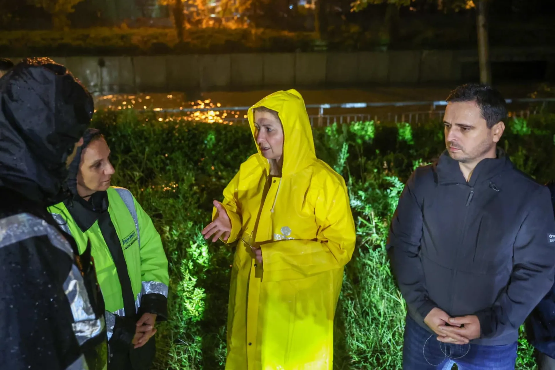 BAKIRKÖY BELEDİYESİ’NDEN YAĞIŞA 24 SAAT KESİNTİSİZ MÜDAHALE
