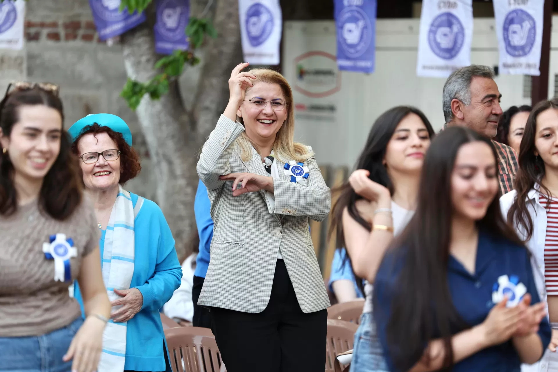 Başkan Doç. Dr. Ayşegül Ovalıoğlu’ndan gençlere: “Yanınızdayım”