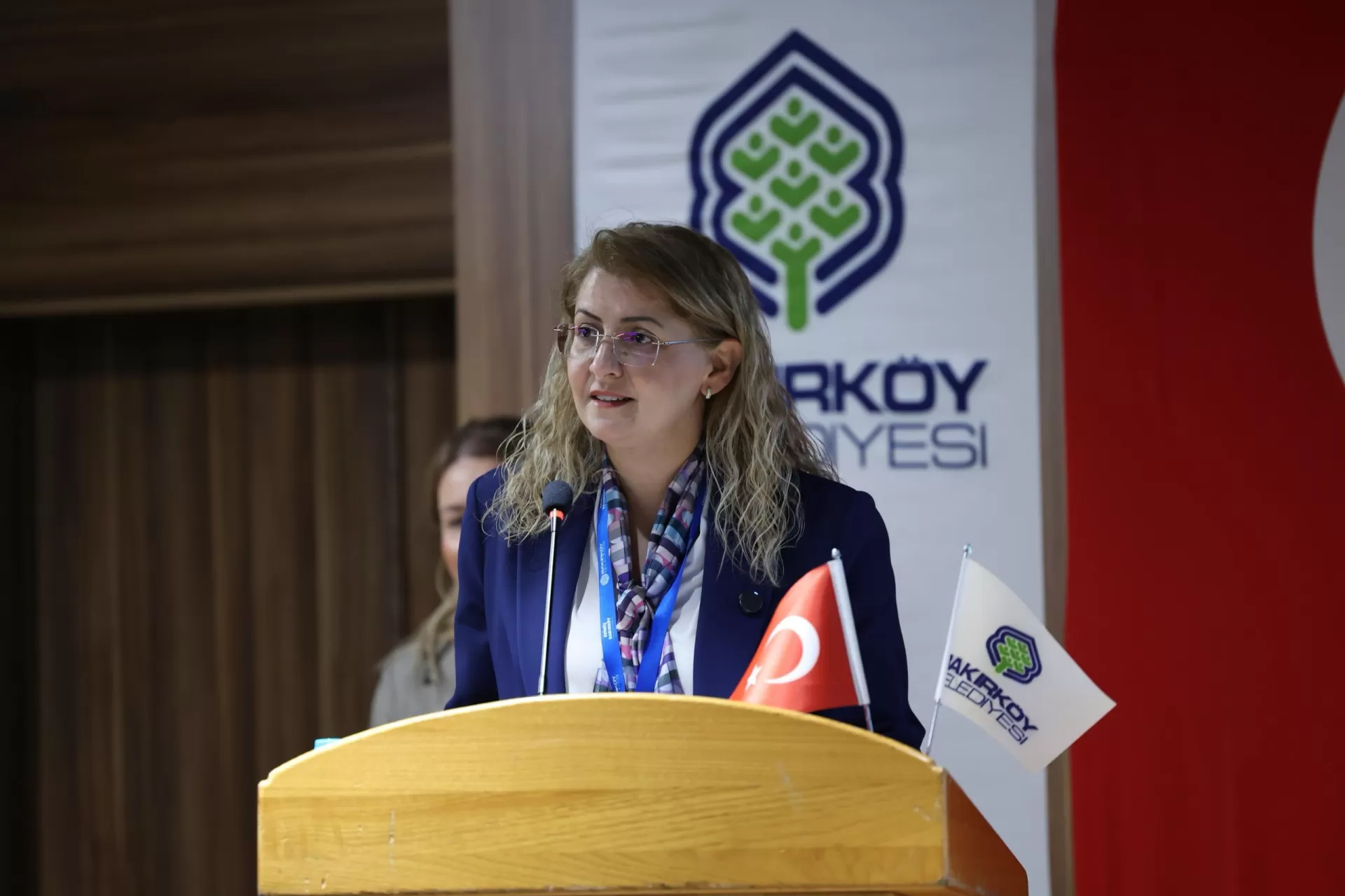 BAKIRKÖY BELEDİYESİ “SOKAK HAYVANLARI ÇALIŞTAYI” DÜZENLEDİ