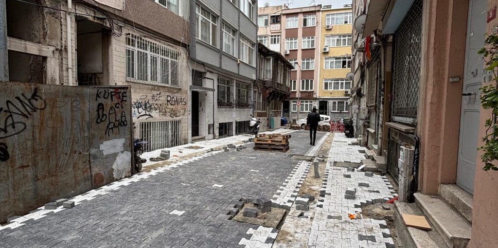 Aralık Sokak Yenilendi