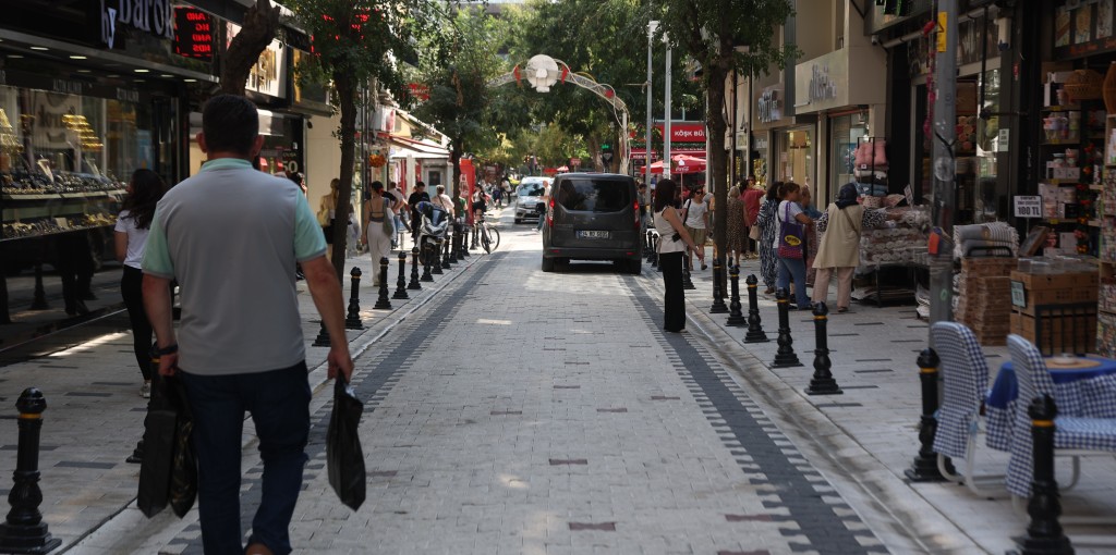 Zeytinlik Mahallesi Asfaltlama Çalışması