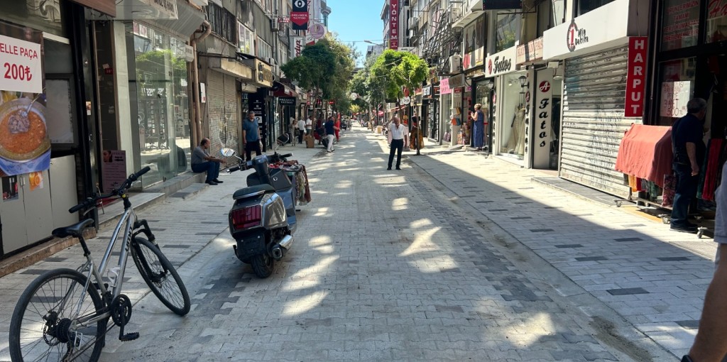 Zeytinlik Mahallesi Asfaltlama Çalışması