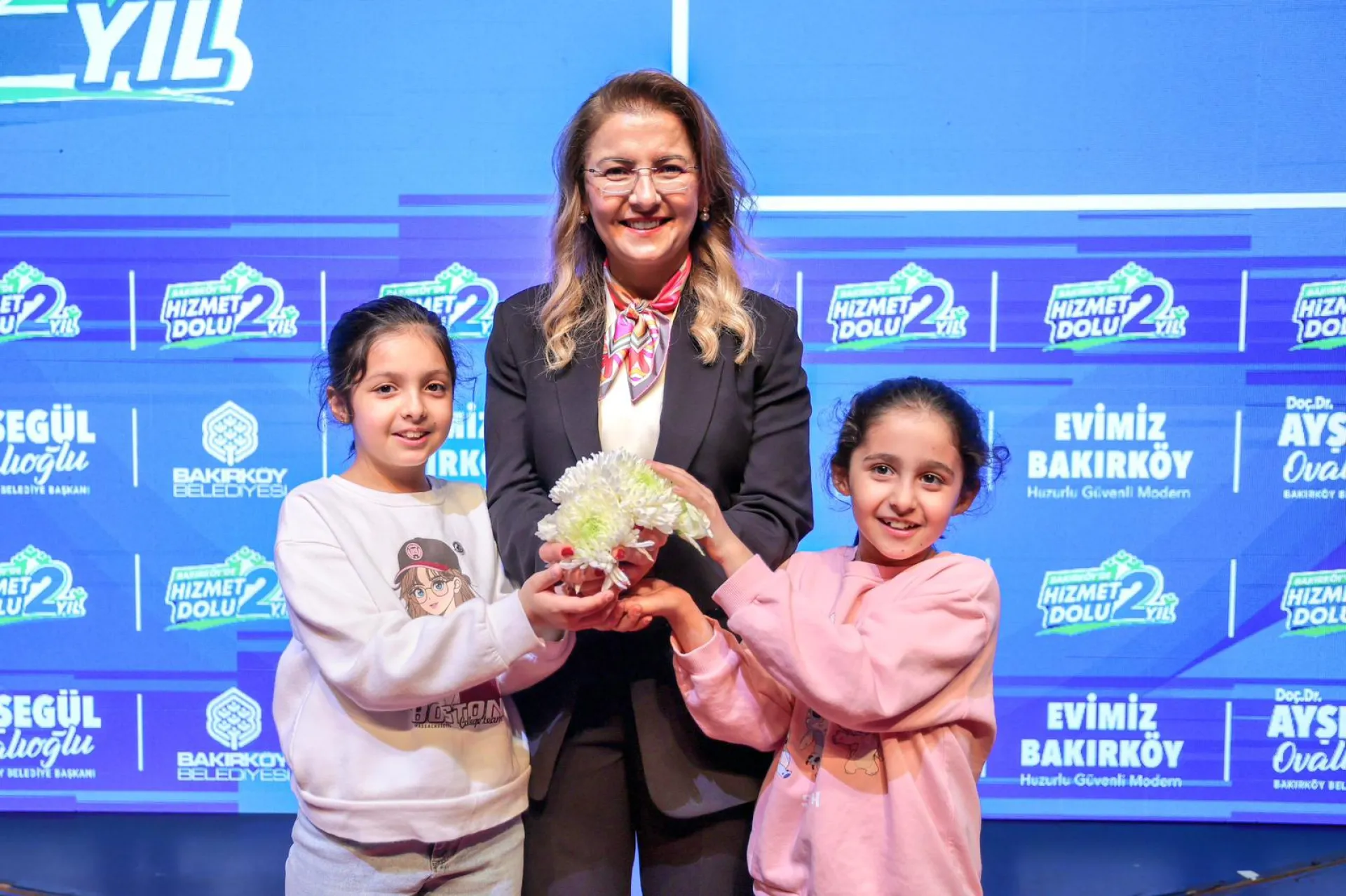 BAKIRKÖY’DE HİZMET DOLU 2 YIL LANSMANI