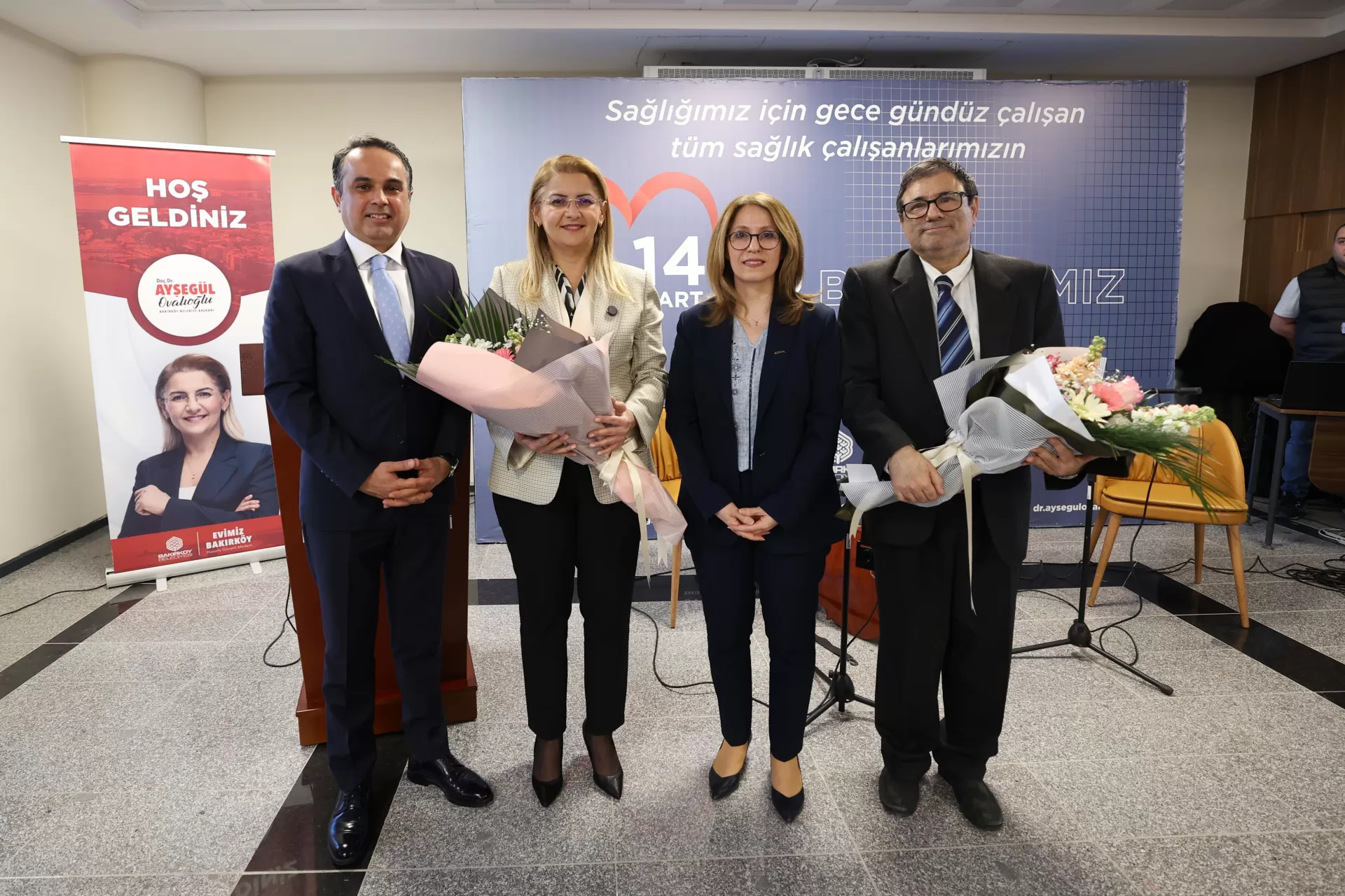 BAŞKAN OVALIOĞLU SAĞLIK ÇALIŞANLARIYLA İFTARDA BULUŞTU