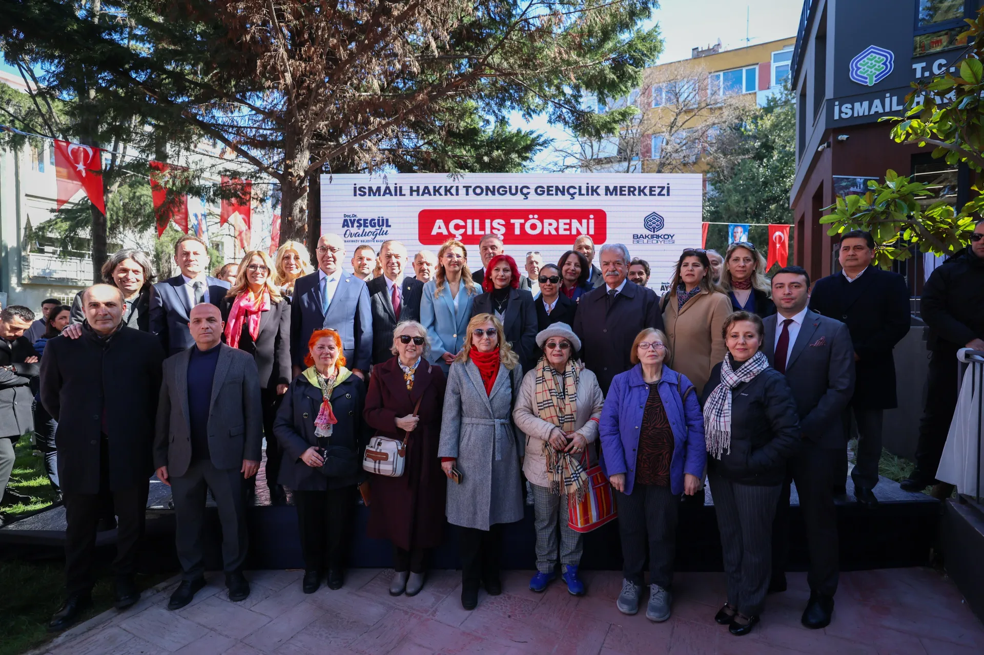 BAKIRKÖY’DE GENÇLERE YENİ MERKEZ