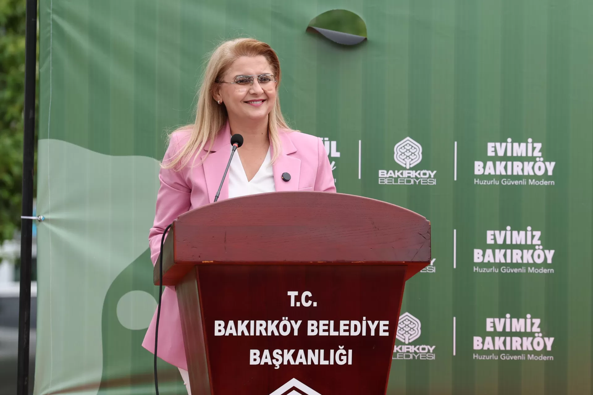 BAKIRKÖY BELEDİYESİNDEN  “YEŞİL GELECEK” ŞENLİĞİ