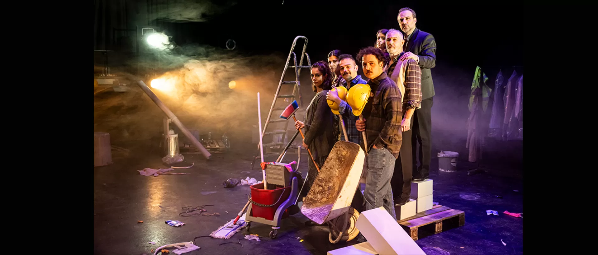 ''Babil Kuleleri' Oyunu Bakırköy Belediye Tiyatroları Yeni Sezonda Gösterime Başladı