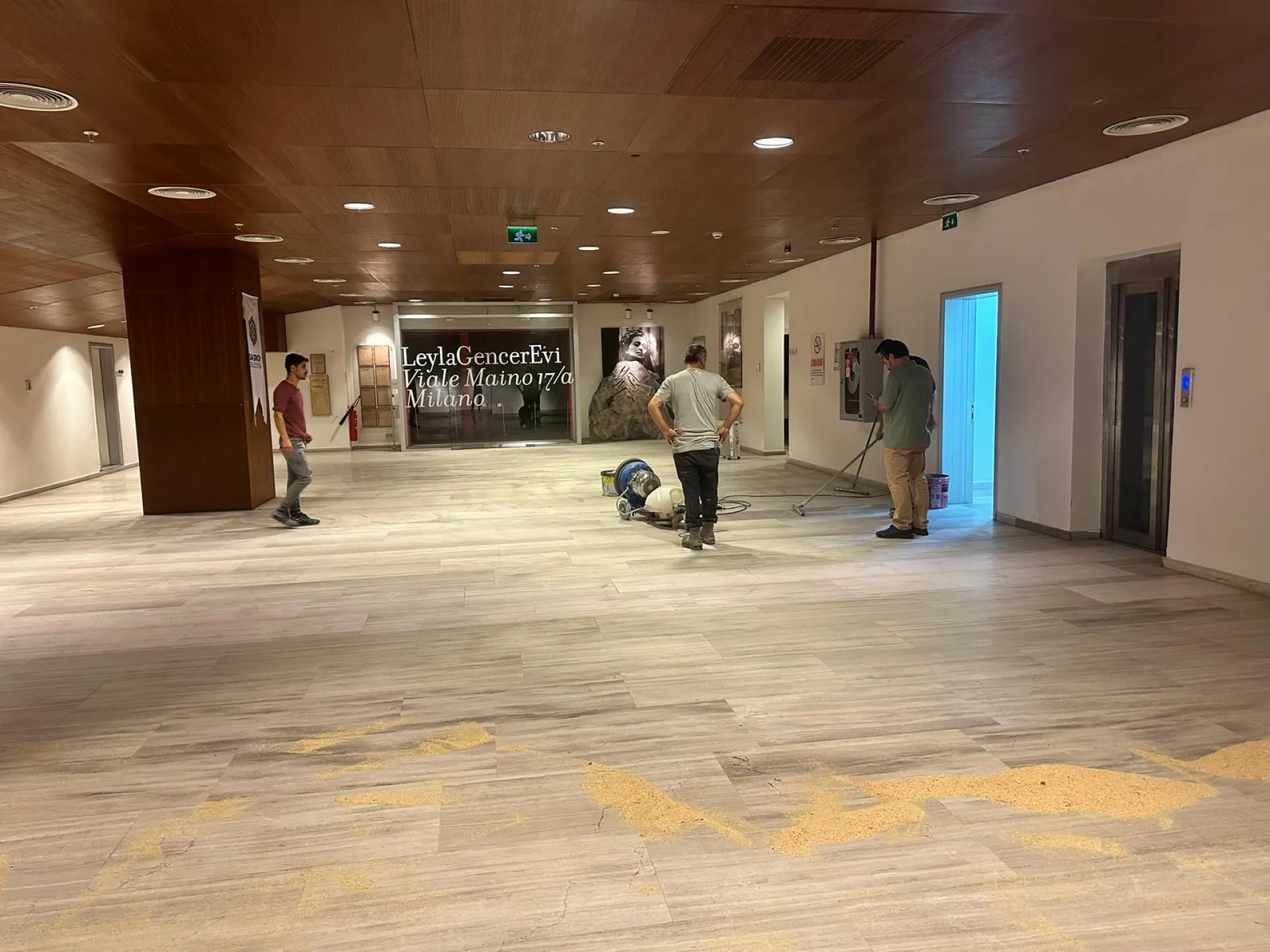 BAKIRKÖY'ÜN YOLLARI YENİLENİYOR, ALTYAPISI GÜÇLENİYOR