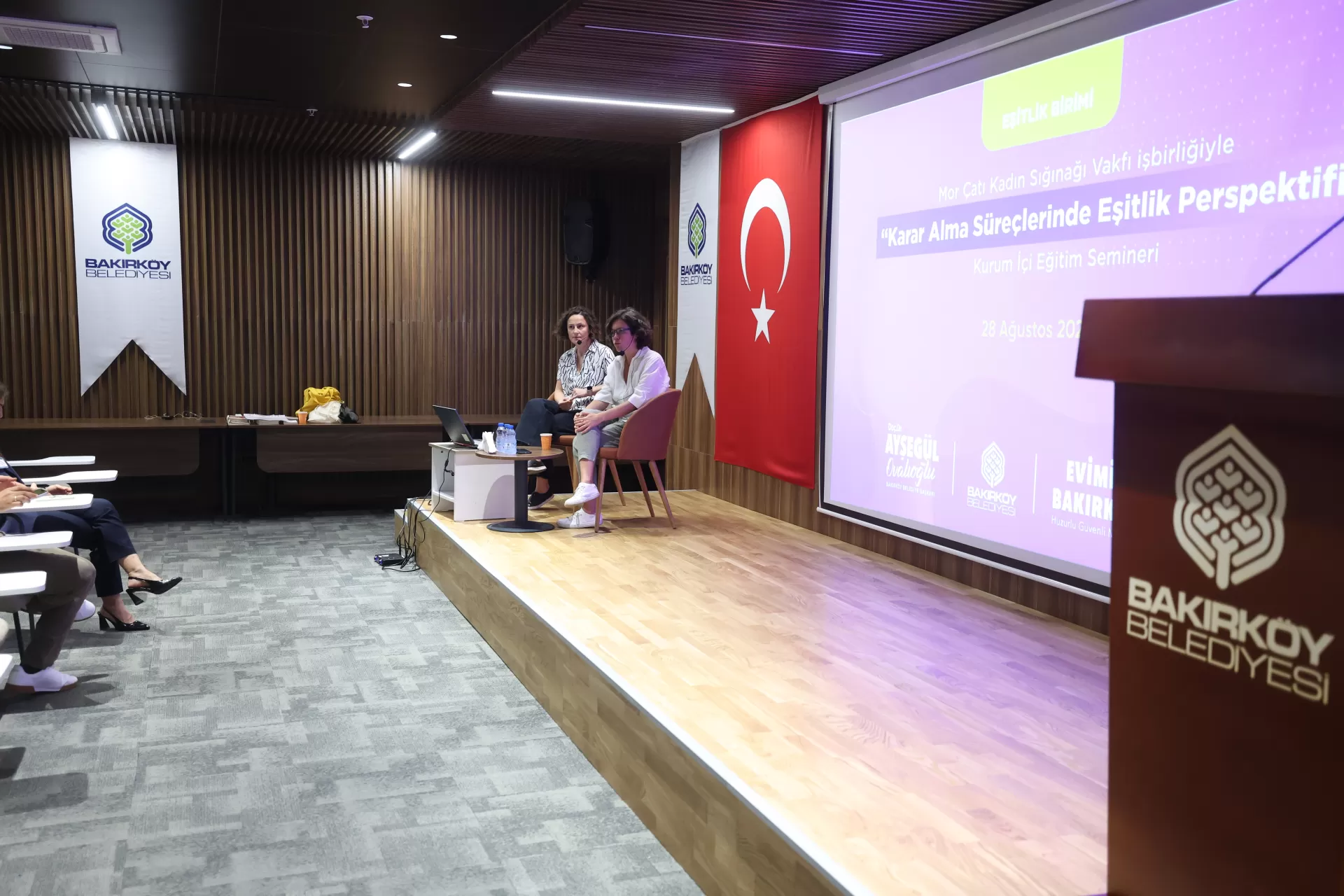 “KARAR ALMA SÜREÇLERİNDE EŞİTLİK PERSPEKTİFİ” SEMİNERİ BAKIRKÖY’DE