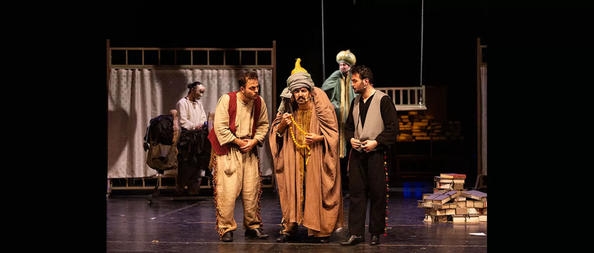 ''Eşeğin Gölgesi' Oyunu Bakırköy Belediye Tiyatroları Yeni Sezonda Gösterime Başladı