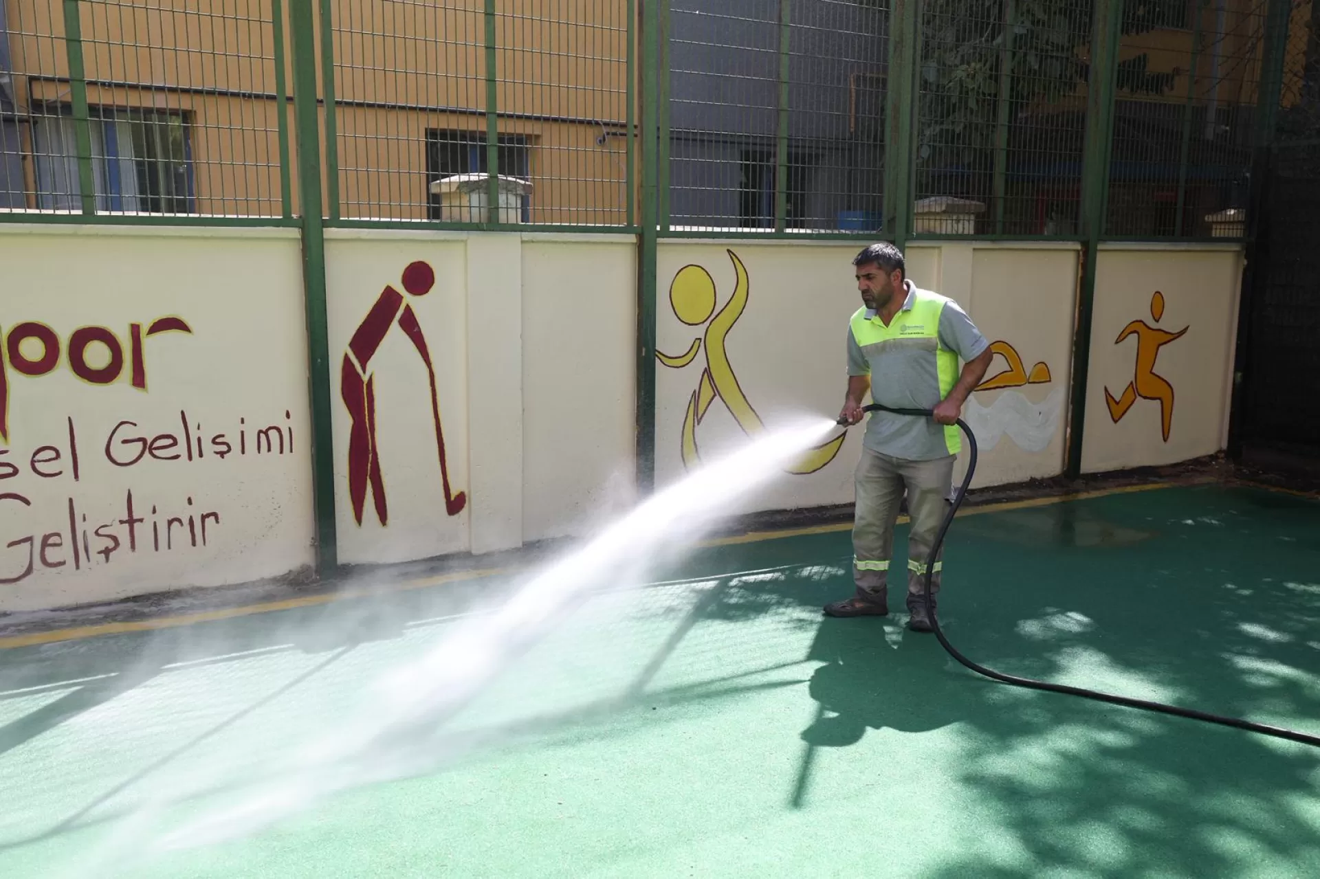 BAKIRKÖY’DE OKULLAR YENİ DÖNEME HAZIR