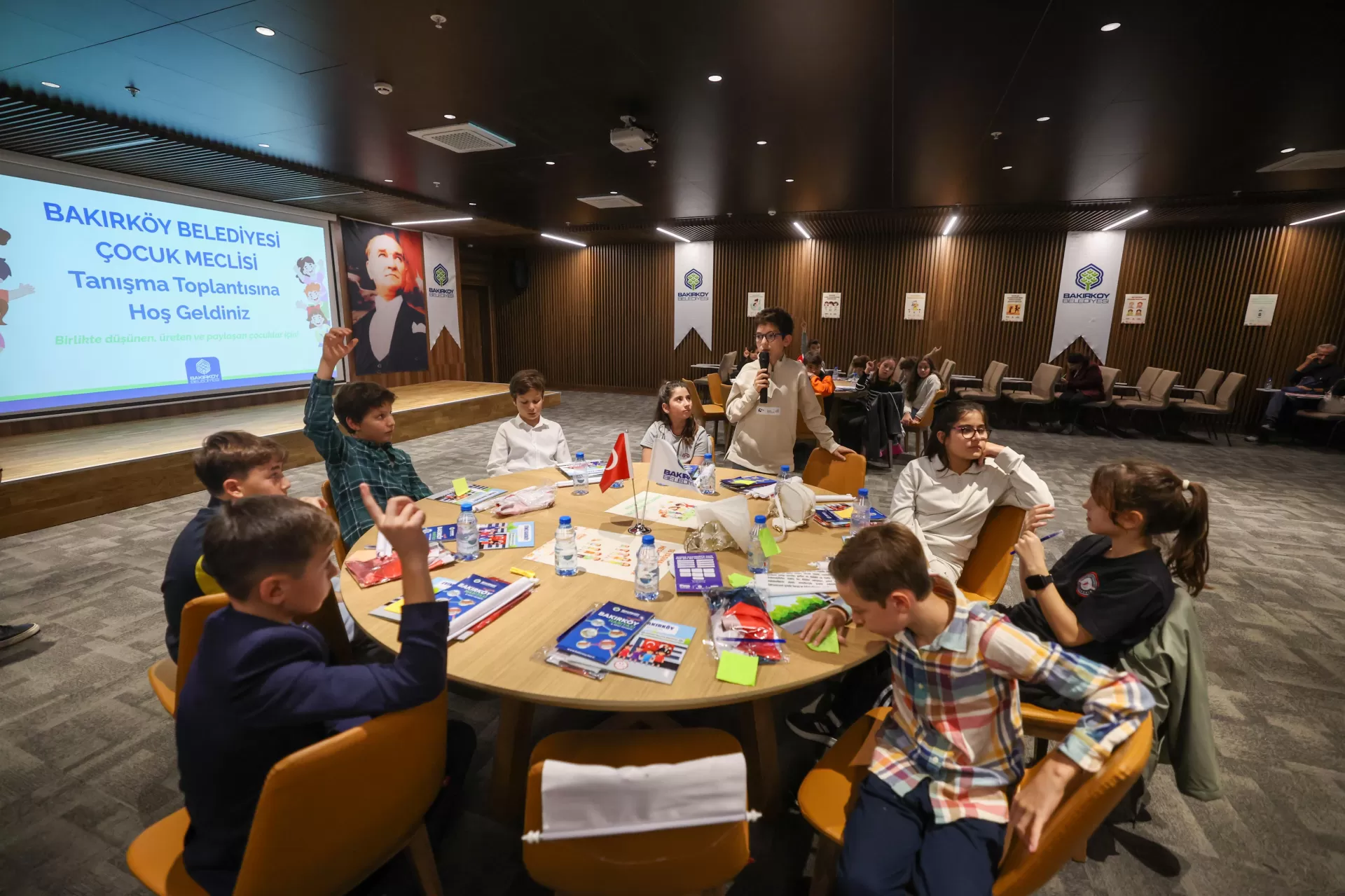BAKIRKÖY’DE ÇOCUK MECLİSİ İÇİN İLK ADIM ATILDI
