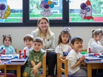 BAKIRKÖY’DE MUZAFFER İZGÜ GÜNDÜZ ÇOCUK BAKIMEVİ AÇILDI