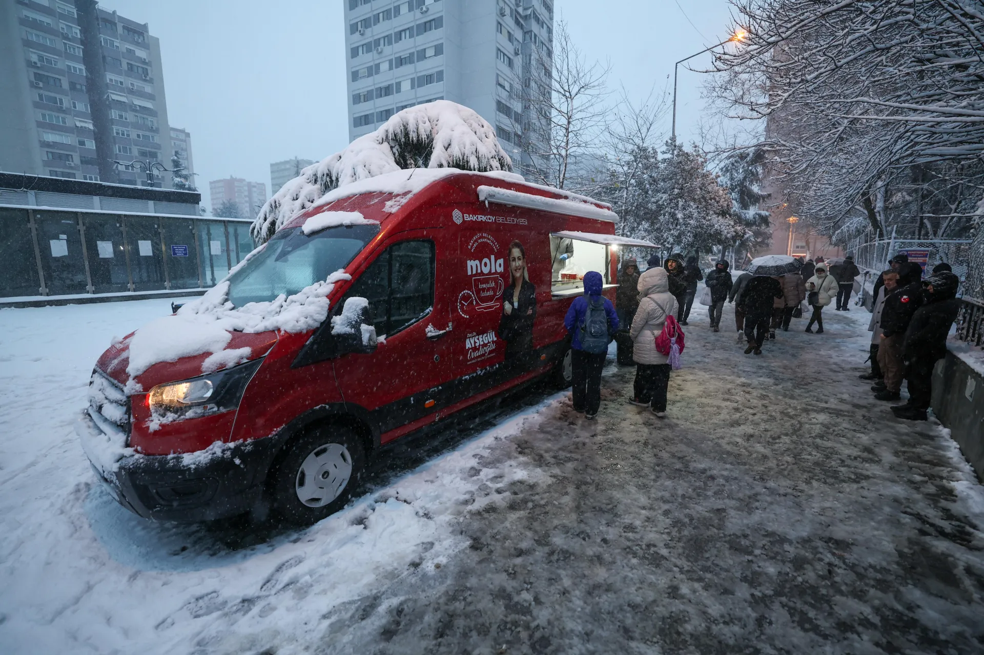 BAKIRKÖY’DE KAR SEFERBERLİĞİ