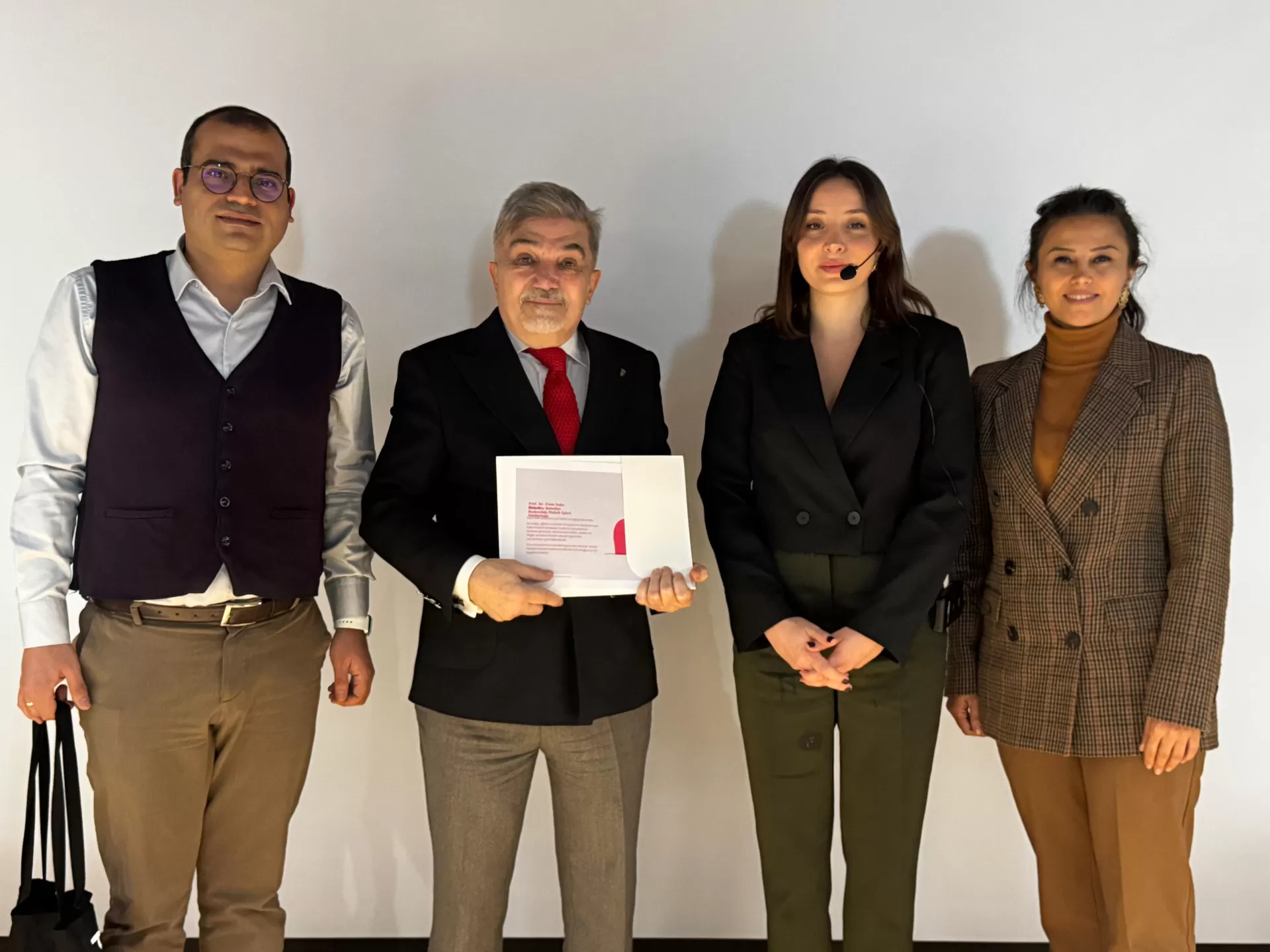 BAKIRKÖY BELEDİYESİ MARMARA BELEDİYELER BİRLİĞİ HUKUK PLATFORMU’NUN TOPLANTISINA EV SAHİPLİĞİ YAPTI