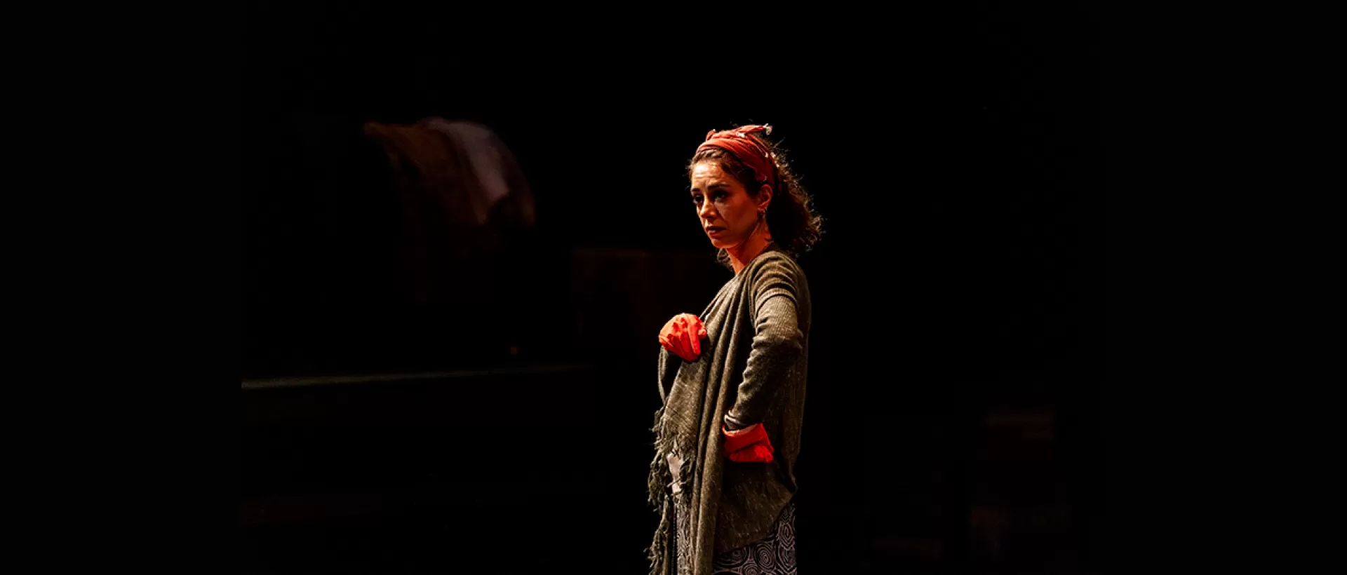 ''Babil Kuleleri' Oyunu Bakırköy Belediye Tiyatroları Yeni Sezonda Gösterime Başladı